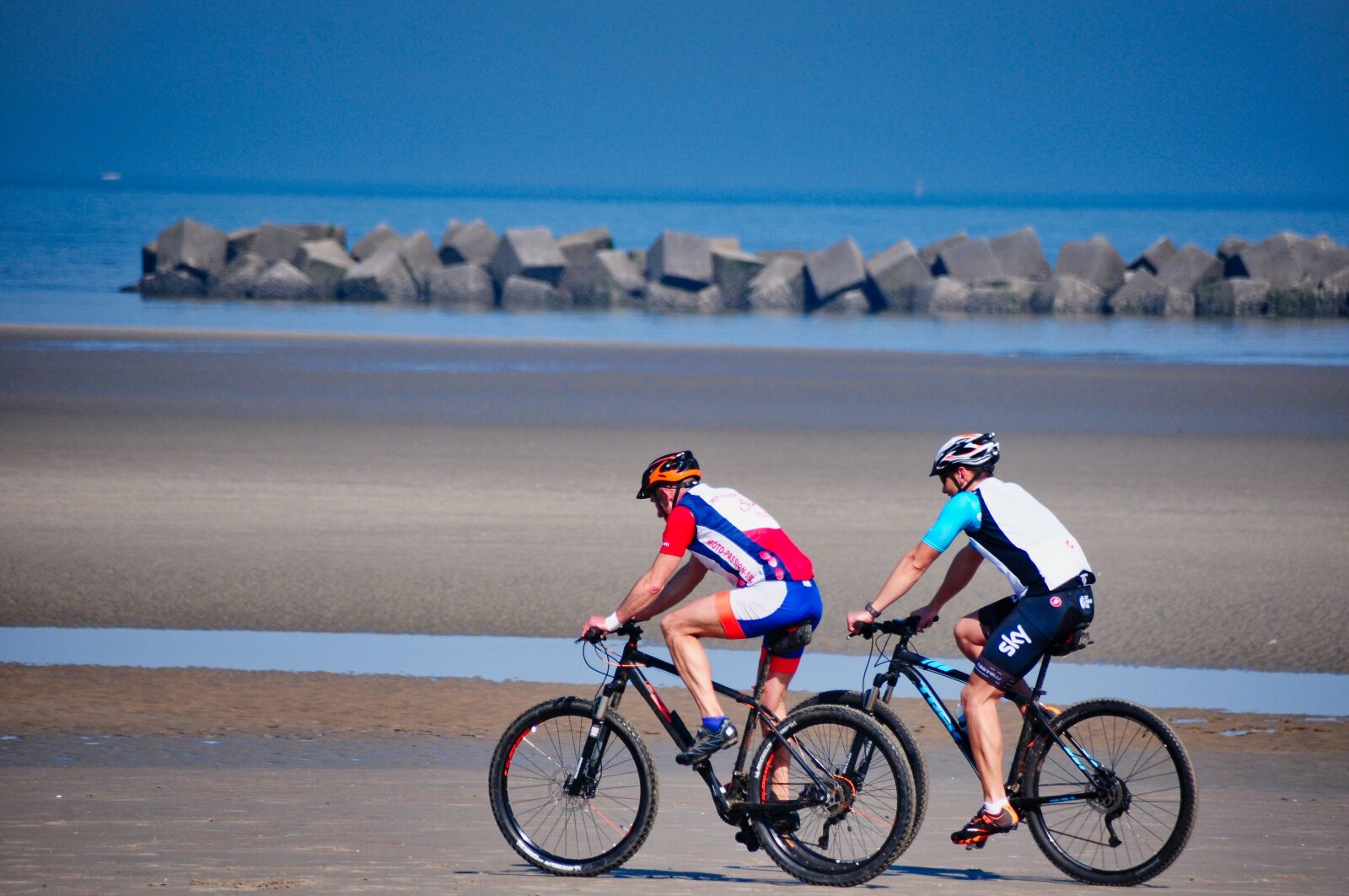 Nikon D300S sample photo. Bike, cyclist, cycling photography