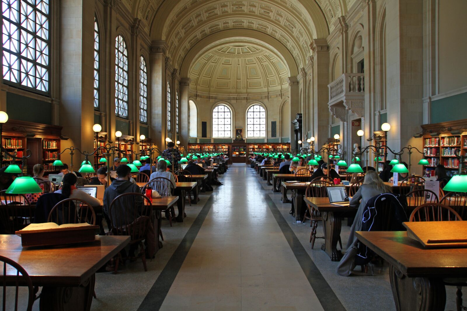 Canon EOS 7D sample photo. Public library, reading room photography