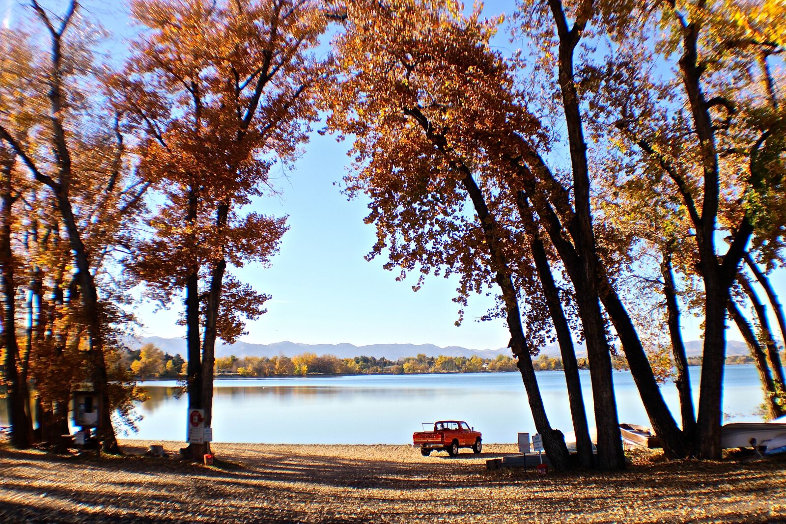 Canon EOS 600D (Rebel EOS T3i / EOS Kiss X5) sample photo. Landscape, lake, pond photography