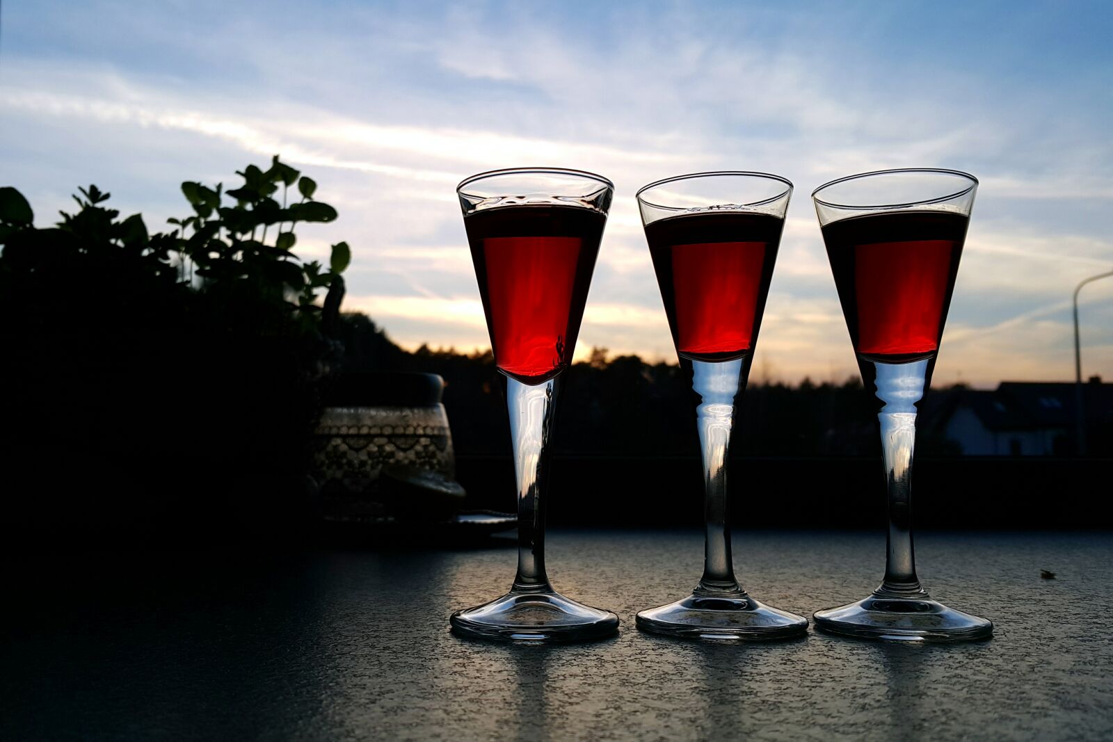 Samsung Galaxy Note4 sample photo. Glasses, red, sky, sunset photography
