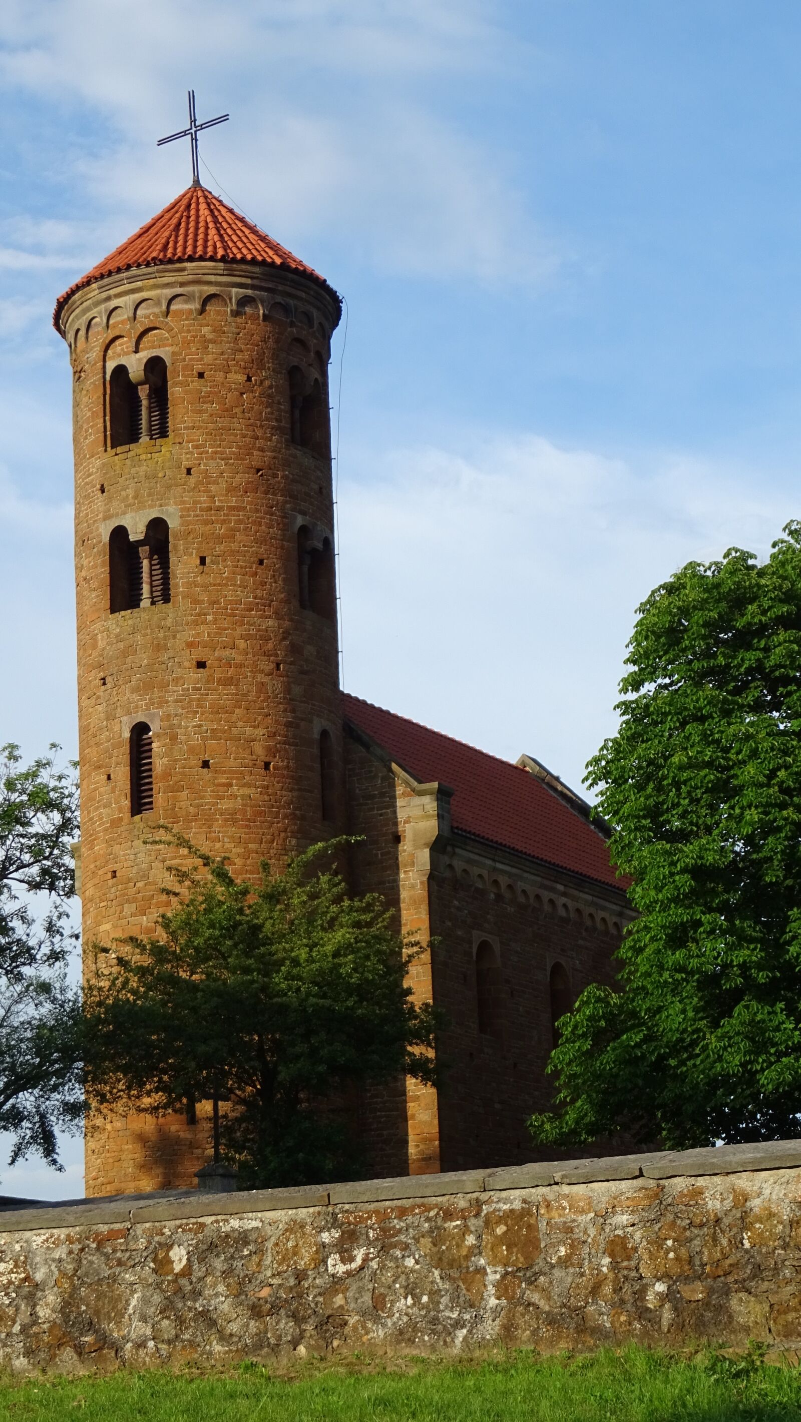 Sony DSC-HX60 sample photo. Church, the middle ages photography