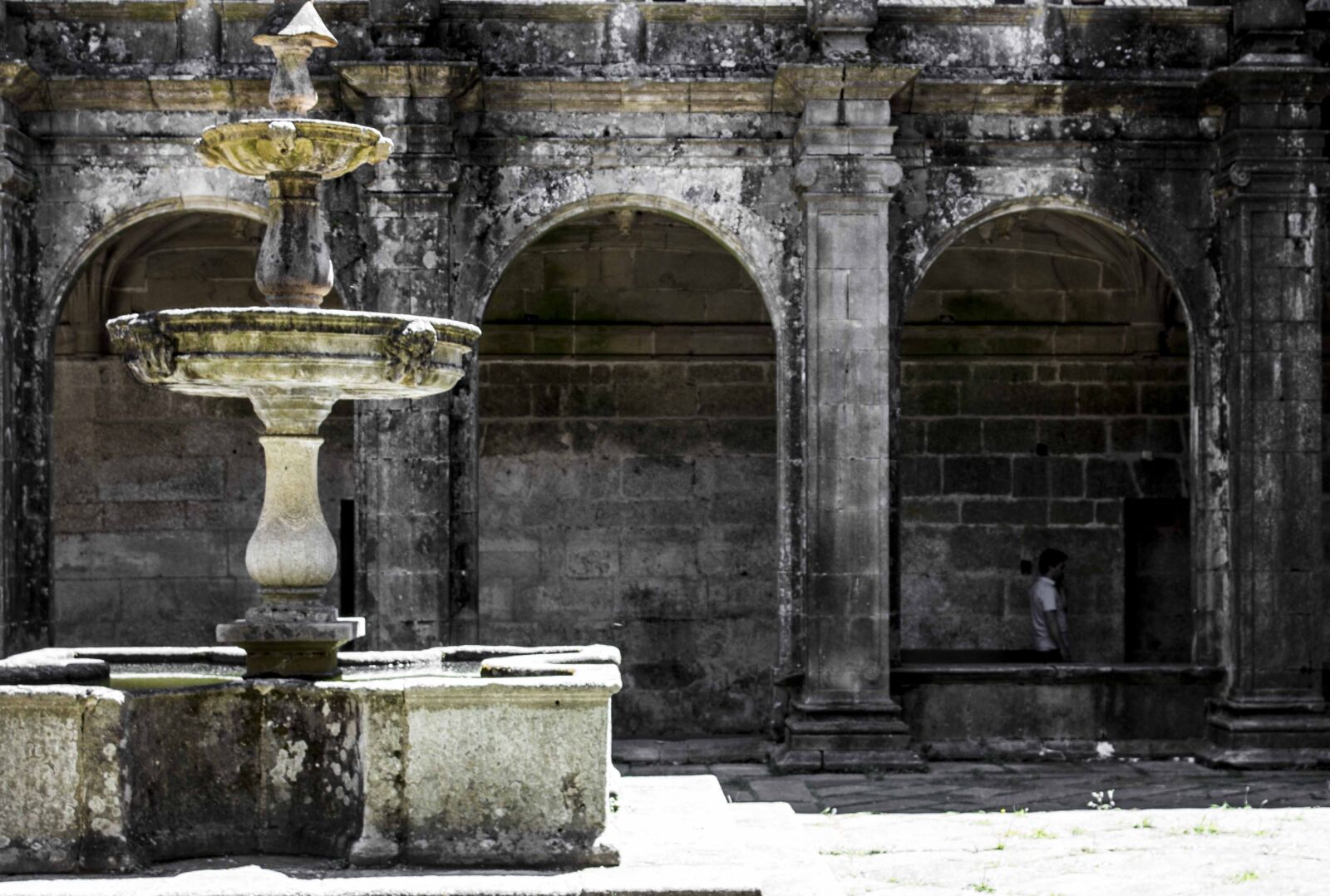 Canon EOS 600D (Rebel EOS T3i / EOS Kiss X5) sample photo. Architecture, traditional, vintage photography