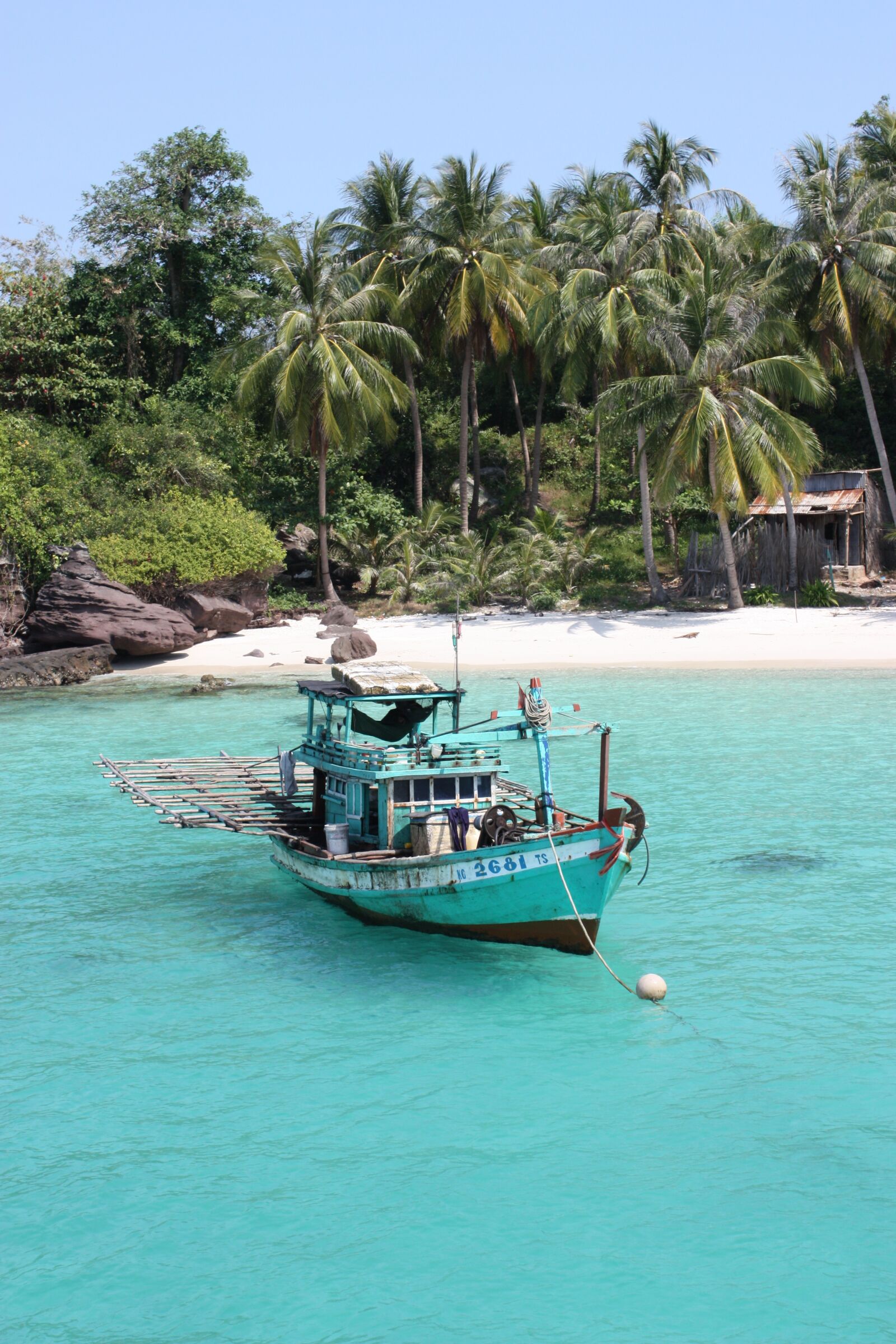 Canon EOS 450D (EOS Rebel XSi / EOS Kiss X2) sample photo. Boat, thailand, tropical photography