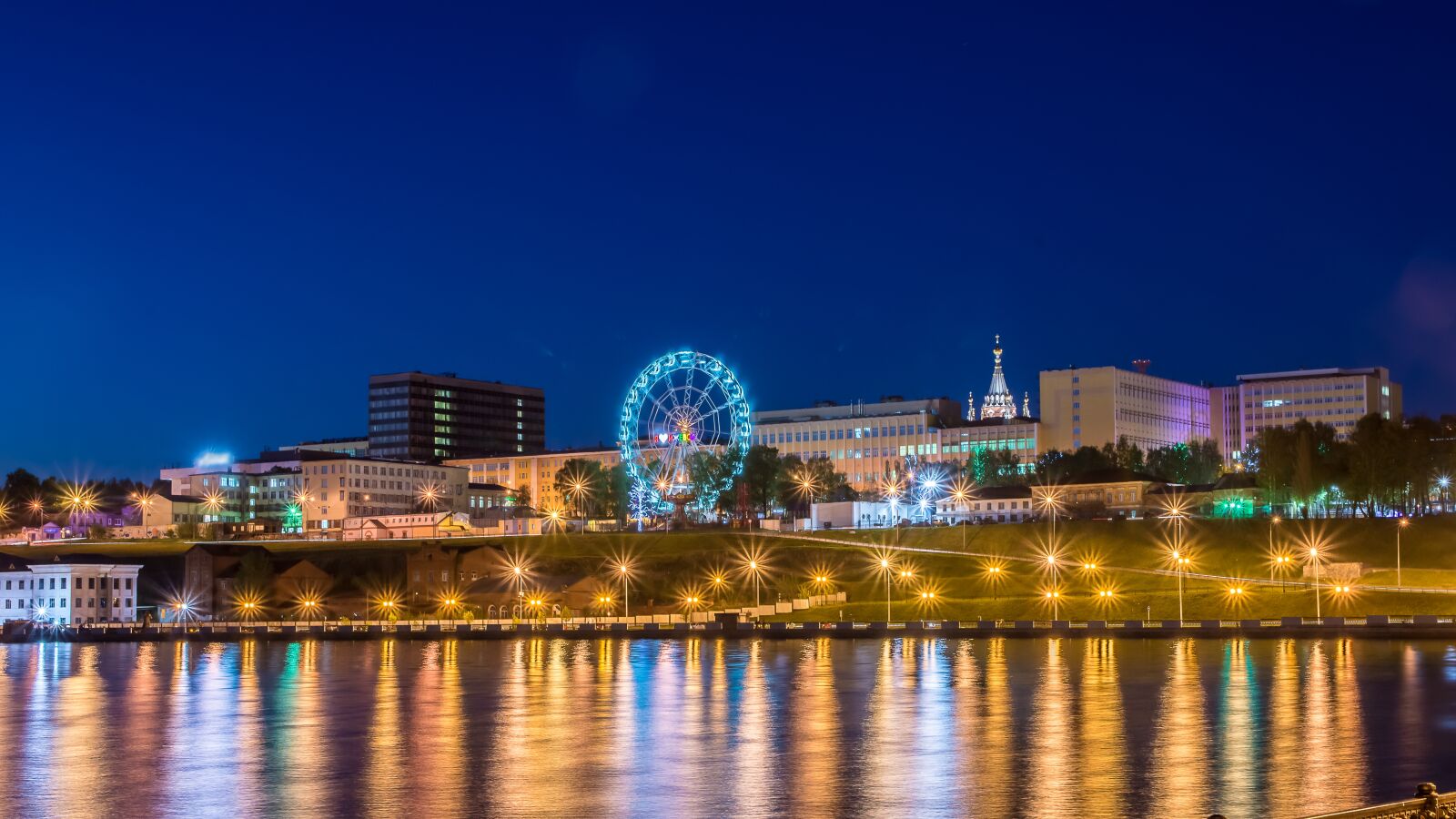 Nikon D7200 sample photo. City, evening, night photography