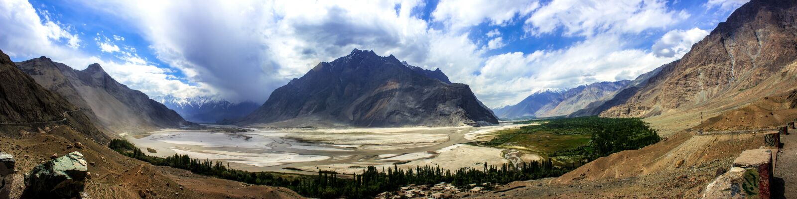 Canon EOS 600D (Rebel EOS T3i / EOS Kiss X5) sample photo. Mountain, panorama, landscape photography