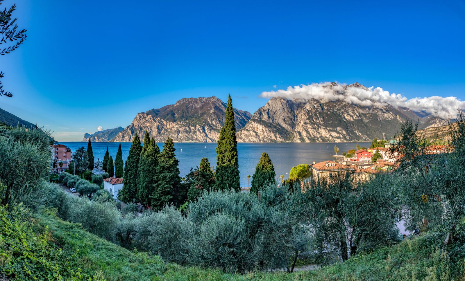 Canon EOS 5D Mark IV sample photo. Torbole, garda, italy photography