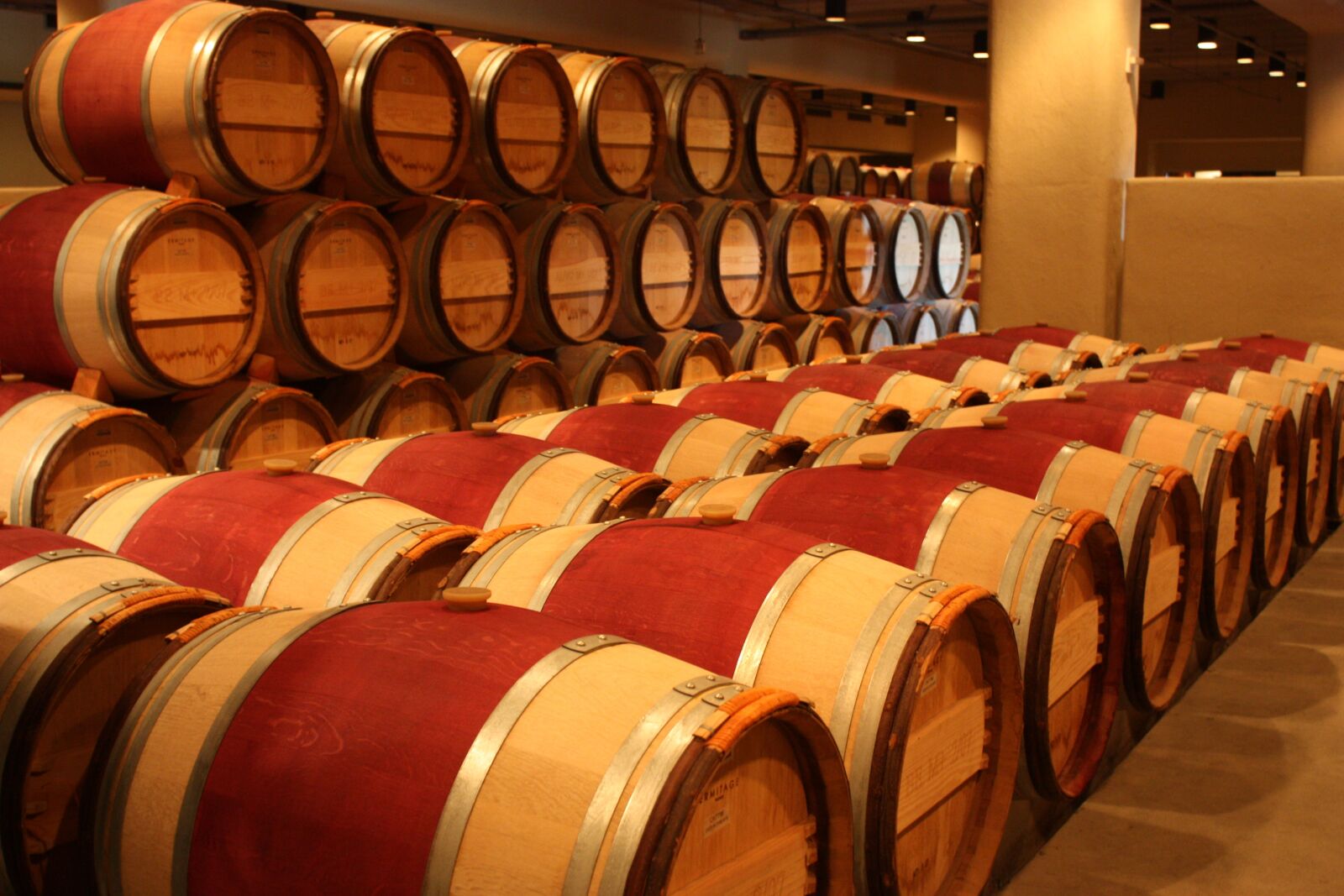 Canon EOS 450D (EOS Rebel XSi / EOS Kiss X2) sample photo. Wine, barrels, winery photography