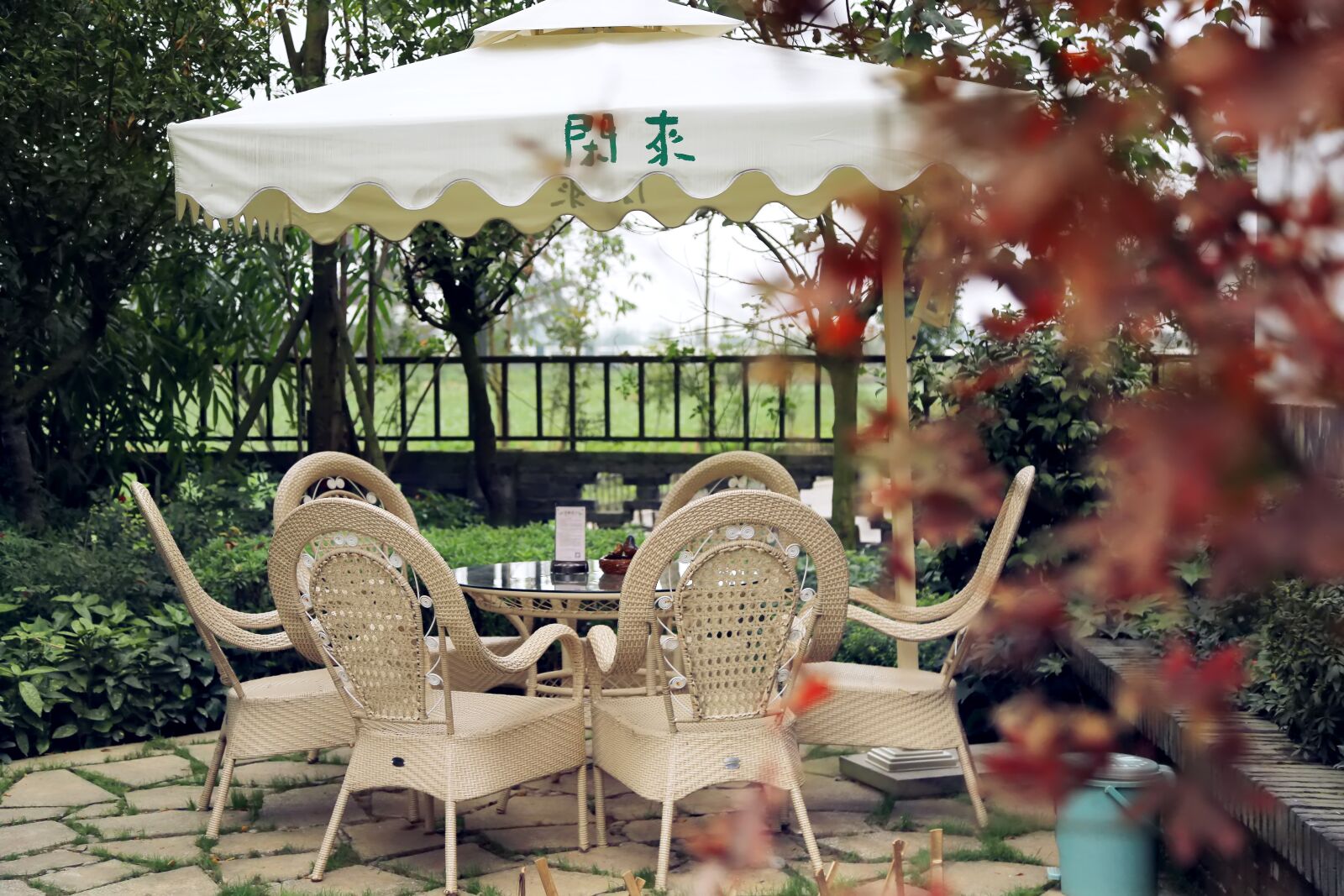 Canon EF 24-105mm F4L IS USM sample photo. Courtyard, country, countryside photography