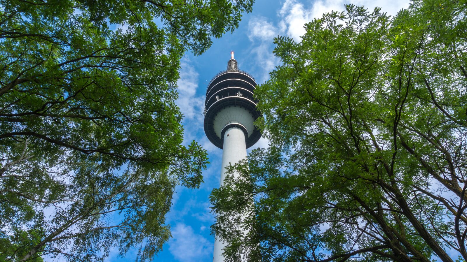 Sony Alpha a5000 (ILCE 5000) sample photo. Telecommunication tower, tower, building photography