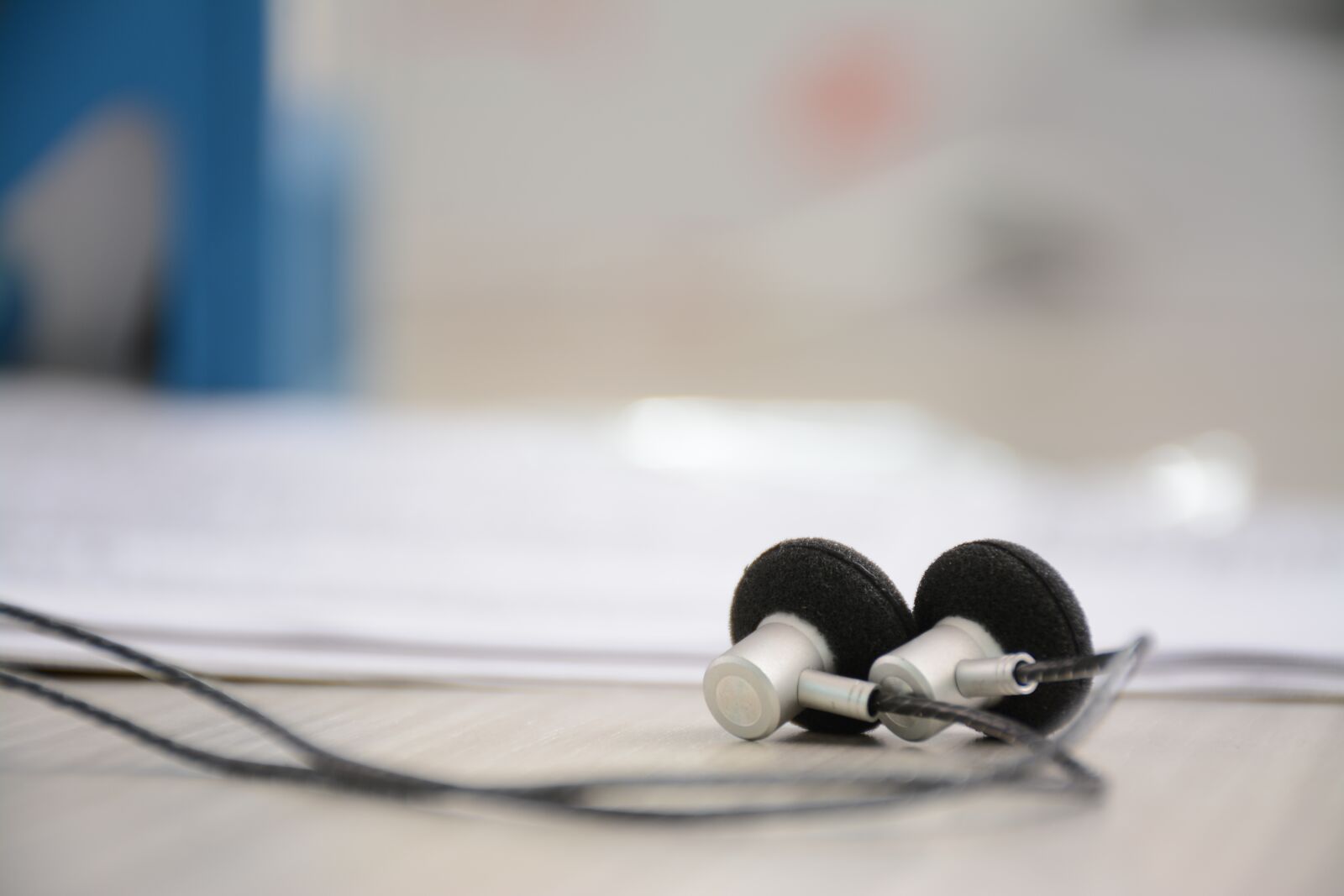 Nikon D7100 sample photo. Headphones, office, music photography