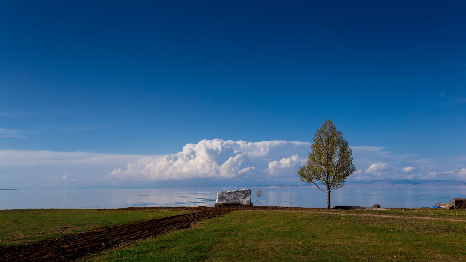 Canon EOS 6D + Canon EF 17-40mm F4L USM sample photo. Qinghai lake, xining, blue photography