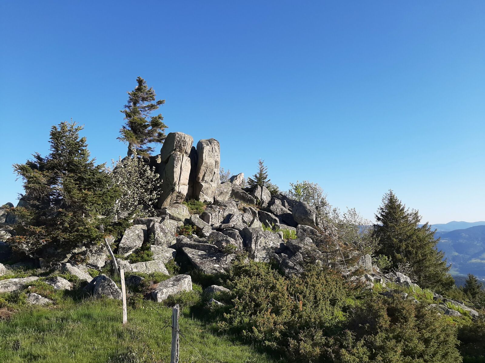 Samsung Galaxy A50 sample photo. Nature, montagne, paysage photography