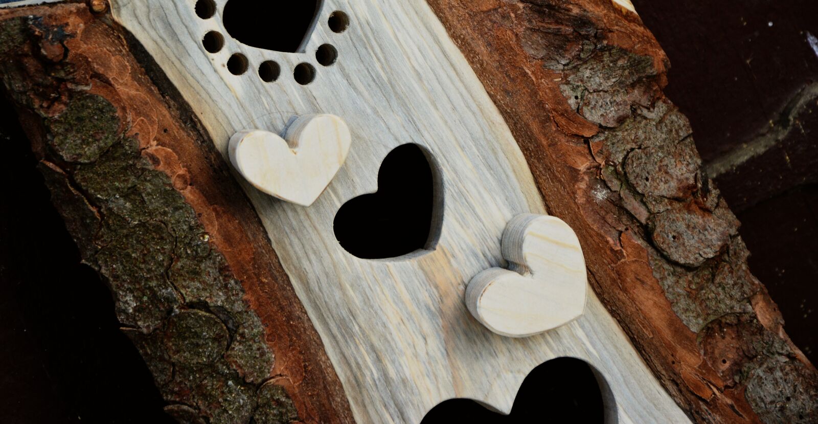 Nikon D5200 sample photo. Wood, wood art, heart photography