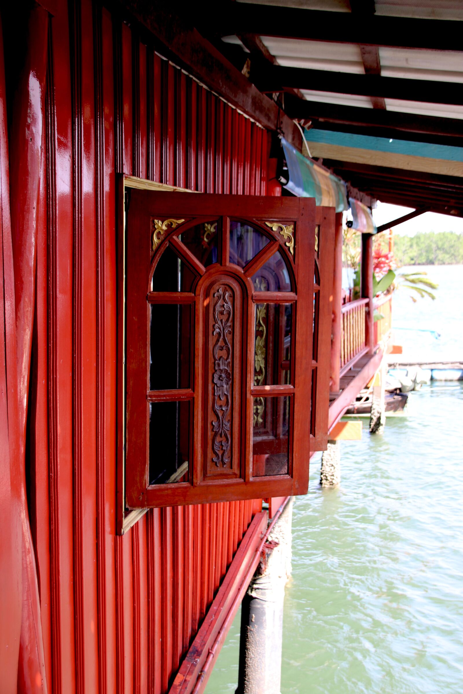 Canon EOS 80D sample photo. Red, thailand, island photography