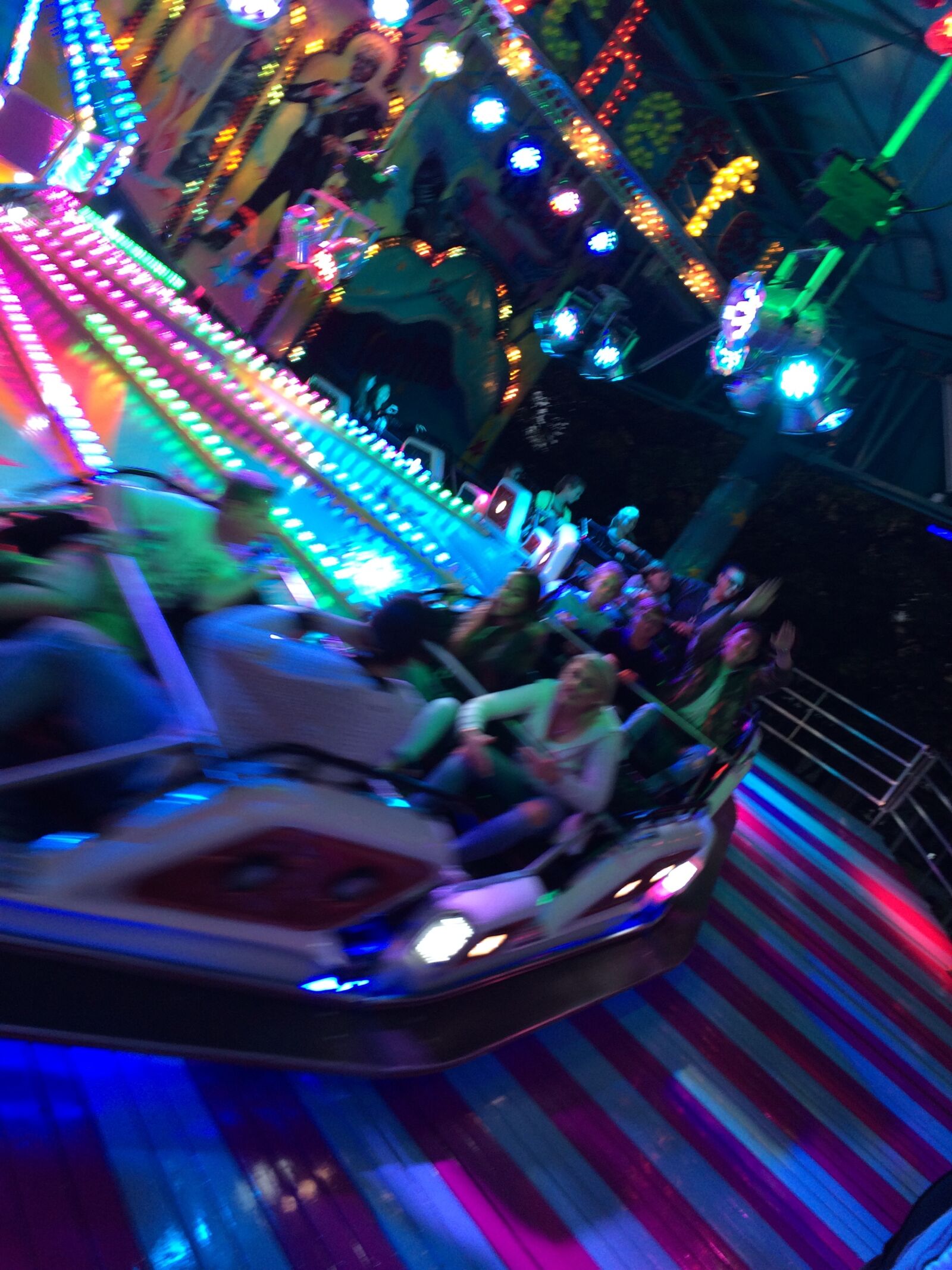 iPhone 5s back camera 4.15mm f/2.2 sample photo. Caterpillar, funfair photography
