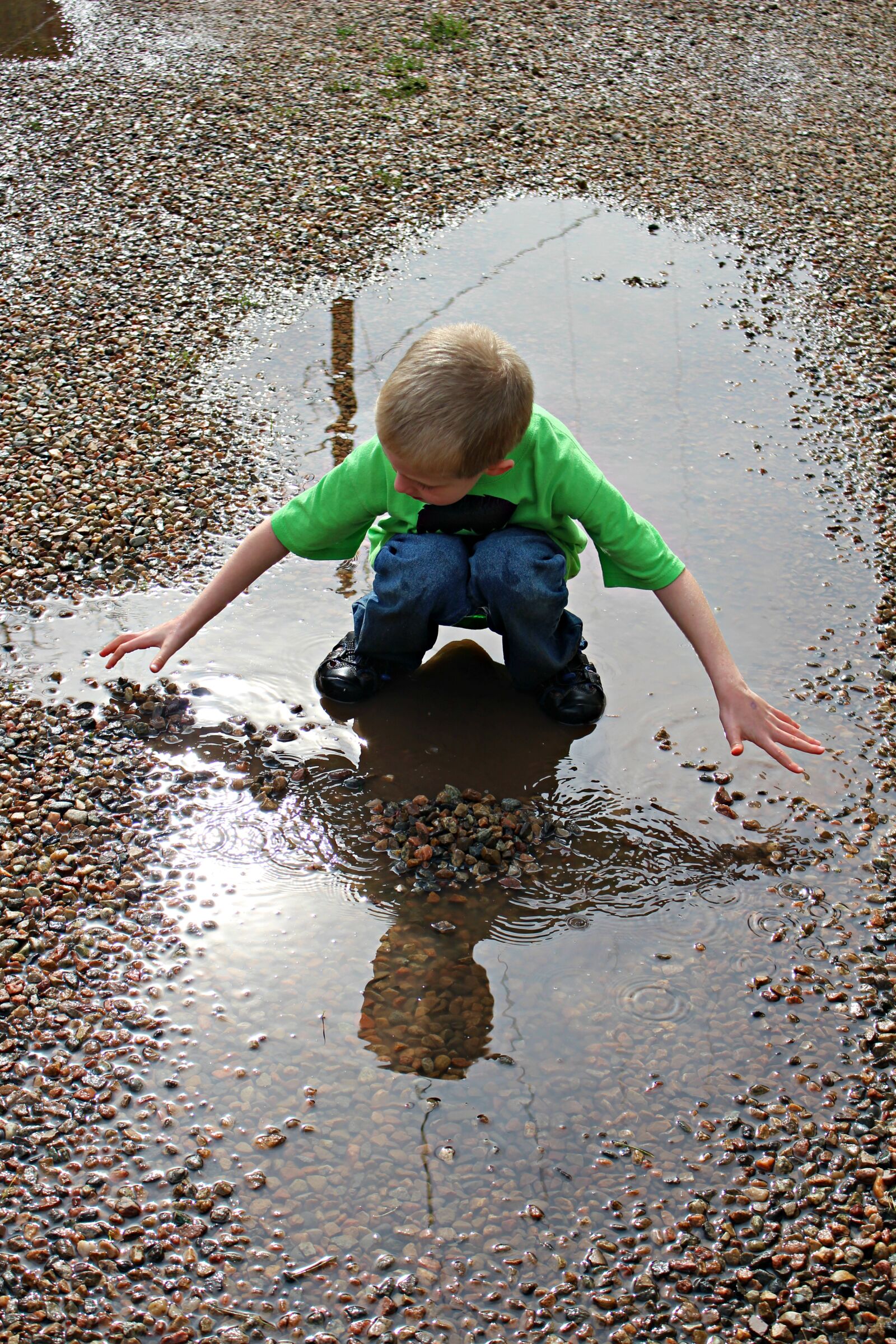 Canon EOS 700D (EOS Rebel T5i / EOS Kiss X7i) sample photo. Puddle, reflection, water photography