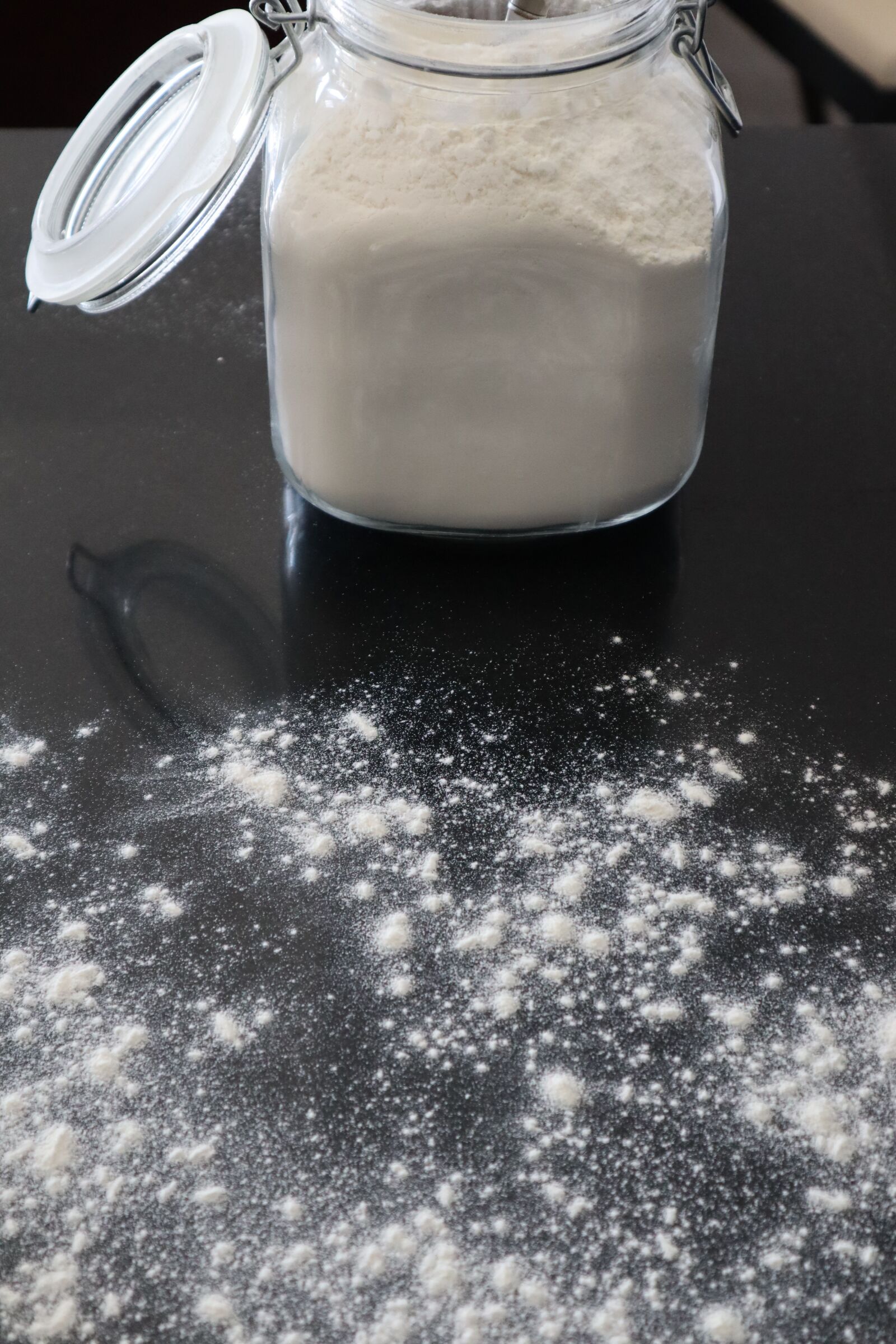 Canon EOS M50 (EOS Kiss M) sample photo. Flour, knead, bread photography