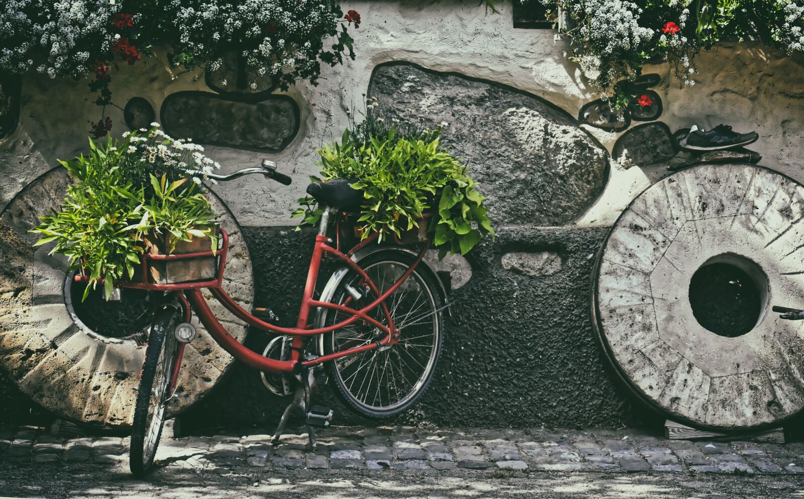 Nikon D7200 sample photo. Nostalgia, bike, old photography