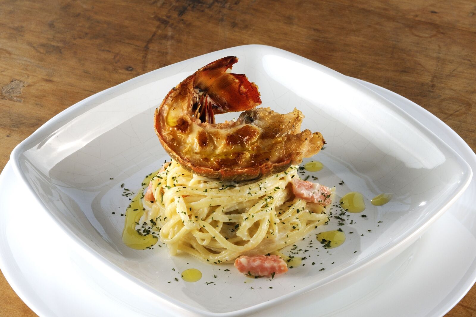 Nikon D300 sample photo. Linquine, pasta, crayfish photography