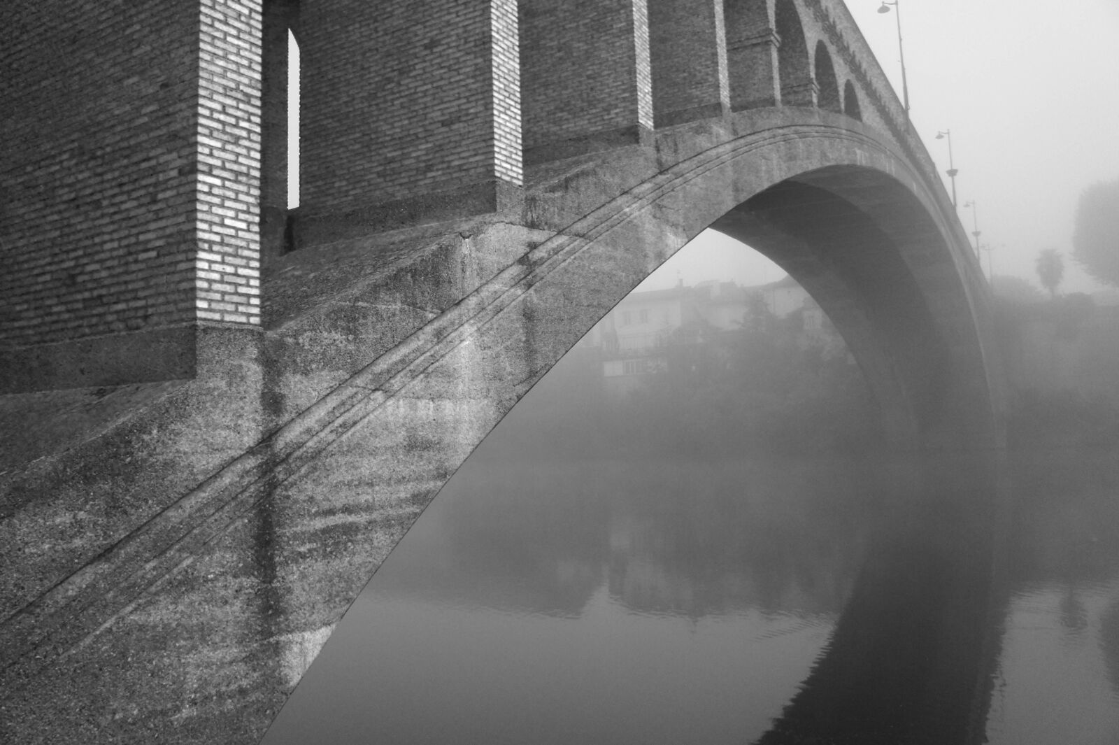 Sony Alpha NEX-3 + Sony E 18-55mm F3.5-5.6 OSS sample photo. Bridge, city, architecture photography