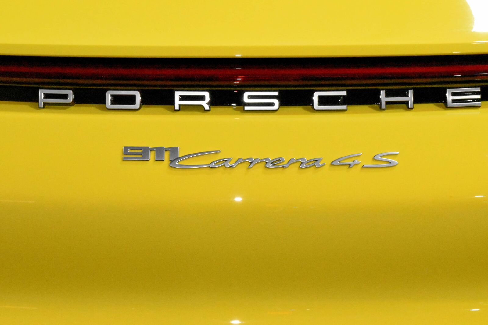 Nikon D5500 sample photo. Expensive, car, design, chrome photography