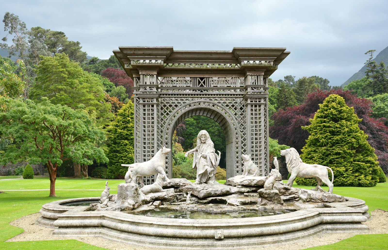 Nikon D5200 sample photo. Architecture, garden, pierre photography