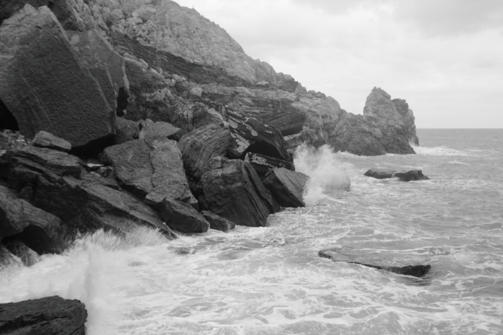Canon EOS 60D sample photo. Sea, water, blackandwhite photography