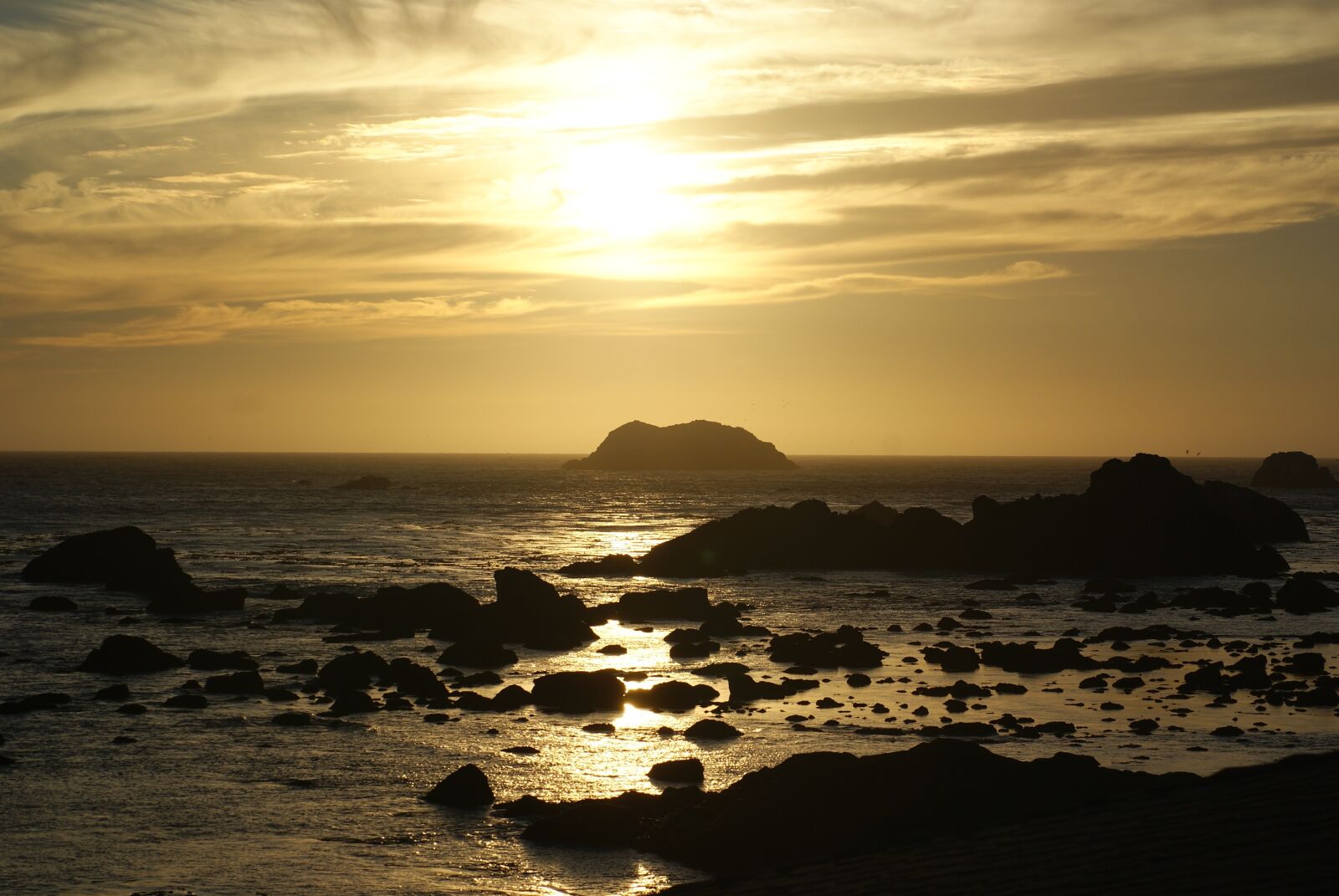 Sony Alpha DSLR-A300 sample photo. Sunset, ocean sunset, coastline photography