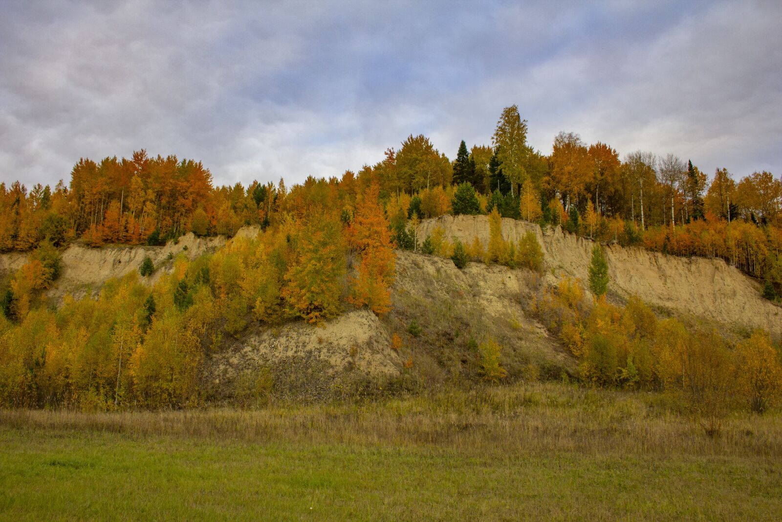 Canon EF-S 18-55mm F3.5-5.6 sample photo. Autumn, landscape, nature photography