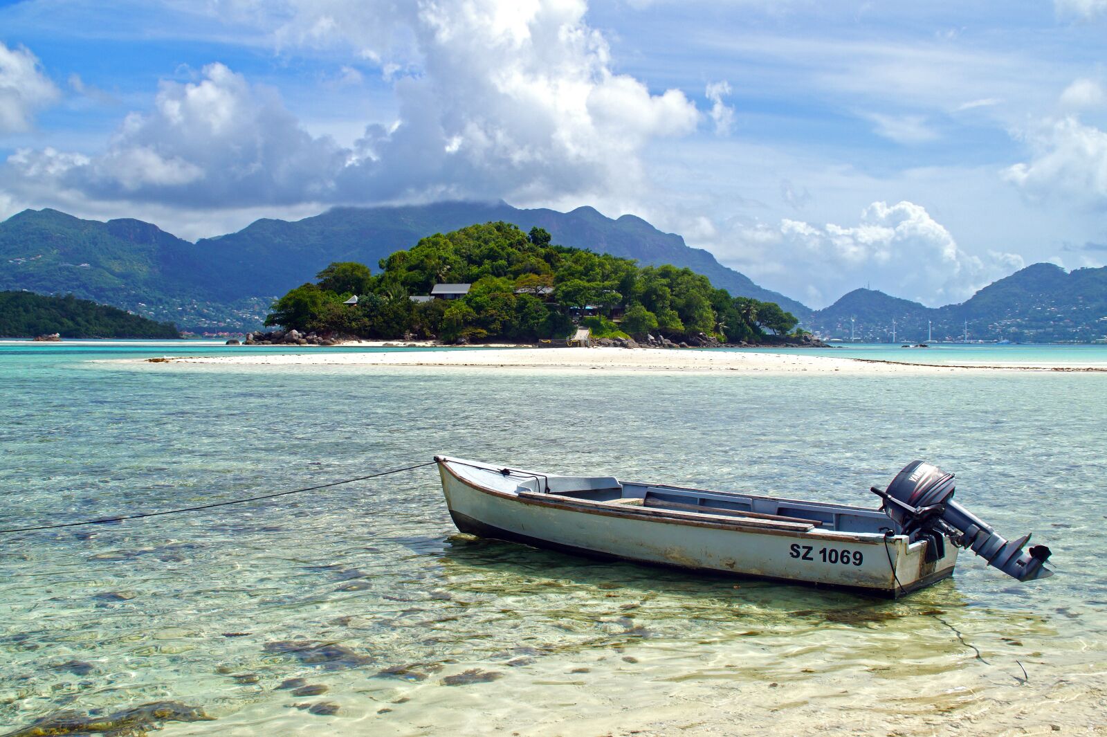 Sony DT 18-200mm F3.5-6.3 sample photo. Seychelles, sea, ocean photography