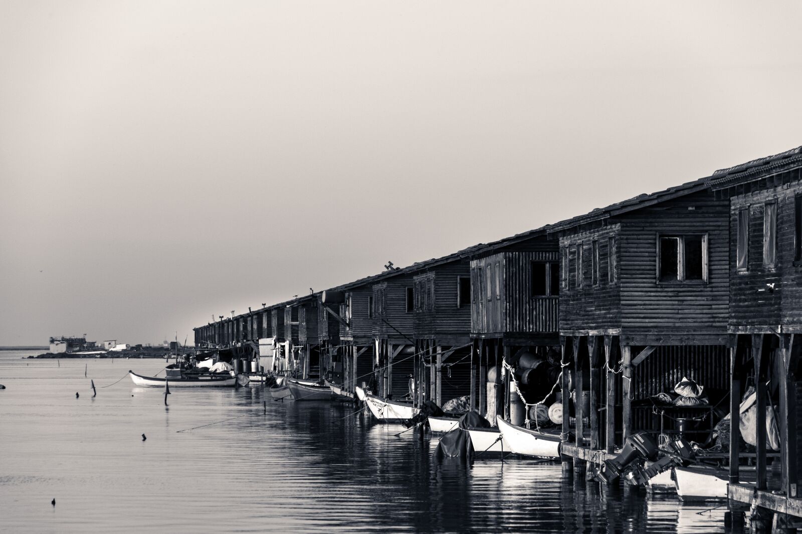 Nikon D5300 sample photo. Huts, fishers, sea photography