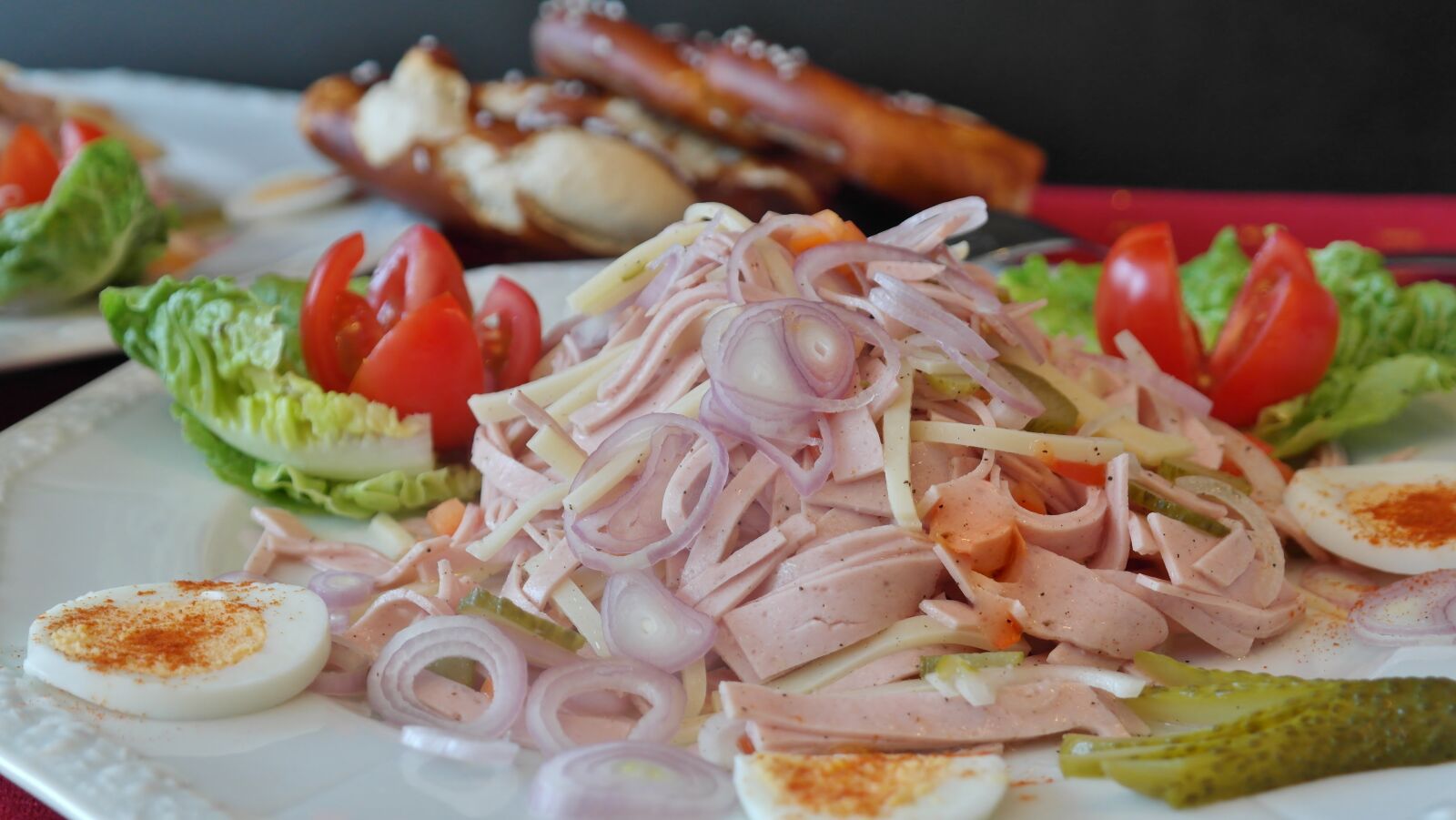 Samsung NX20 sample photo. Sausage salad, swiss, sausage photography