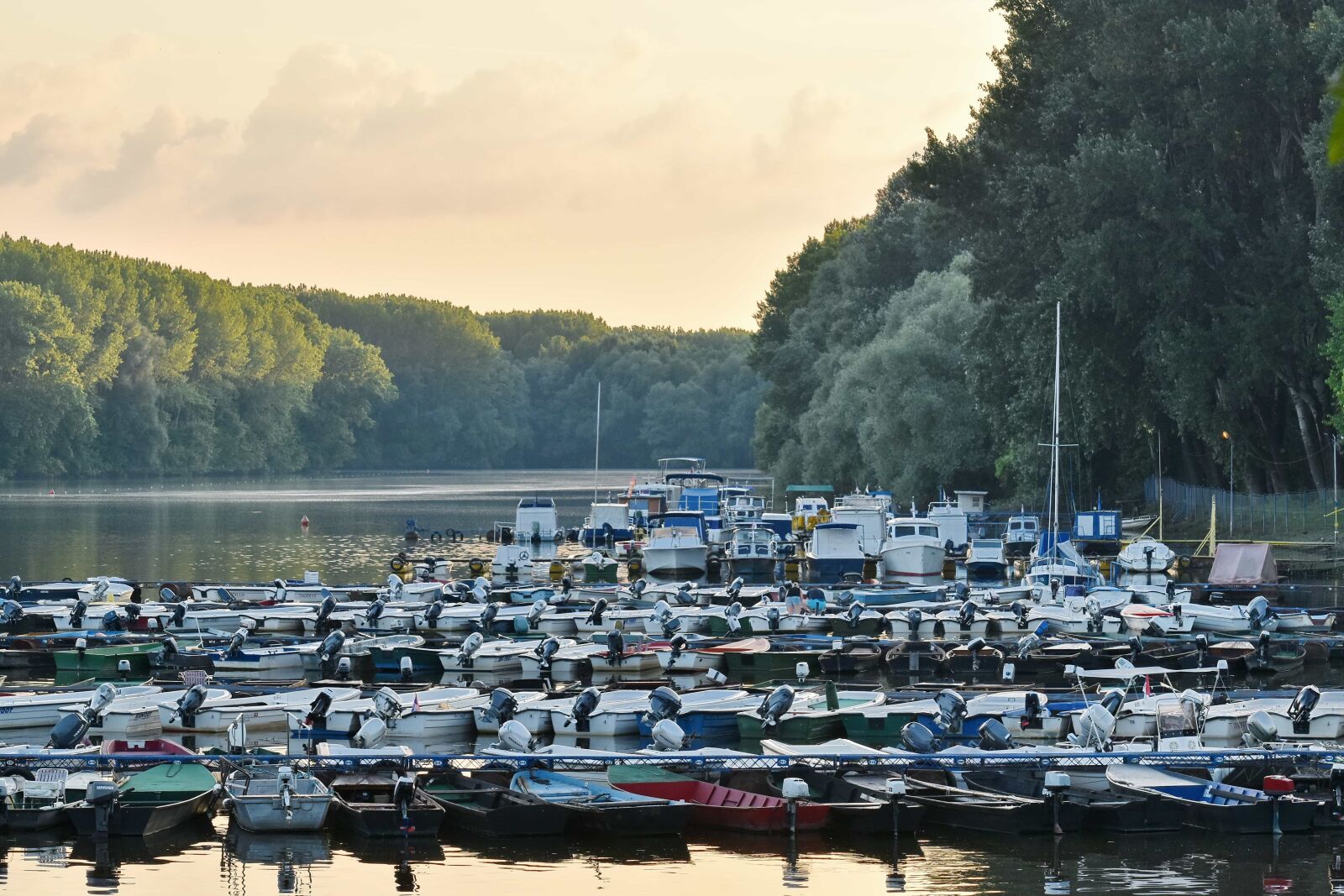 Nikon D5500 sample photo. Marina, harbor, boat, water photography