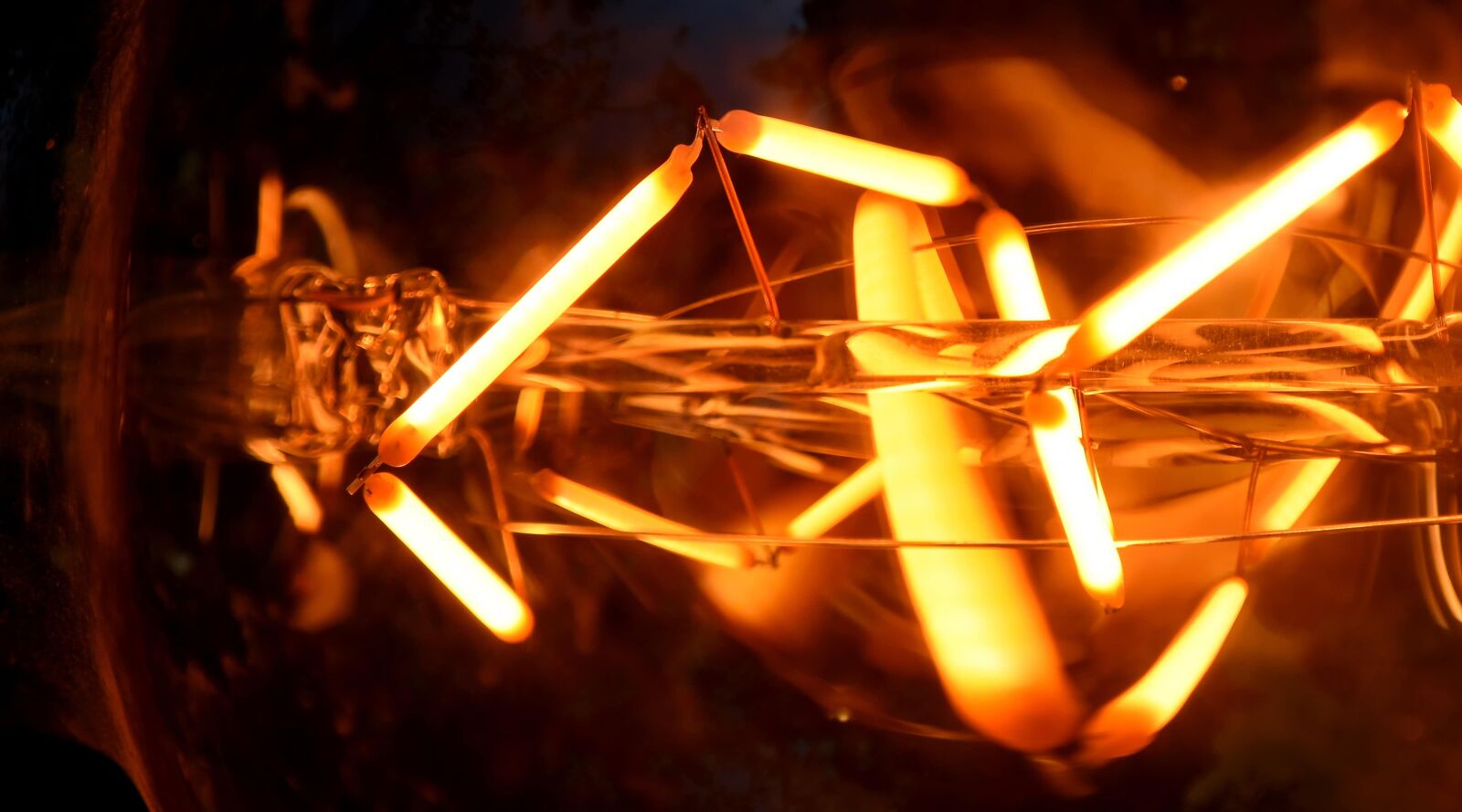 Nikon D5500 sample photo. Light, heat, blur, luminescence photography