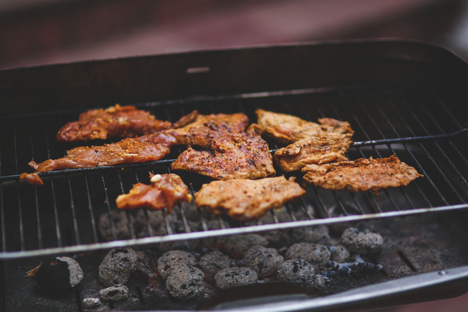 Sigma 85mm F1.4 EX DG HSM sample photo. Pork, on, the, grill photography