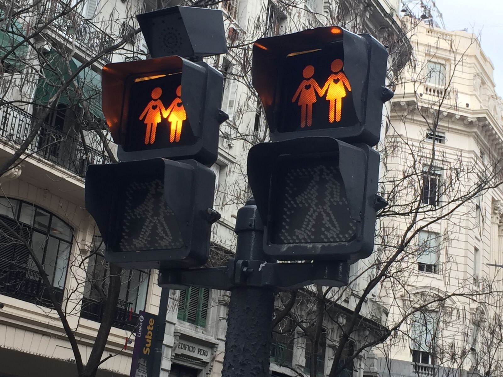 iPhone 6 Plus back camera 4.15mm f/2.2 sample photo. Gay, traffic light, lesbian photography
