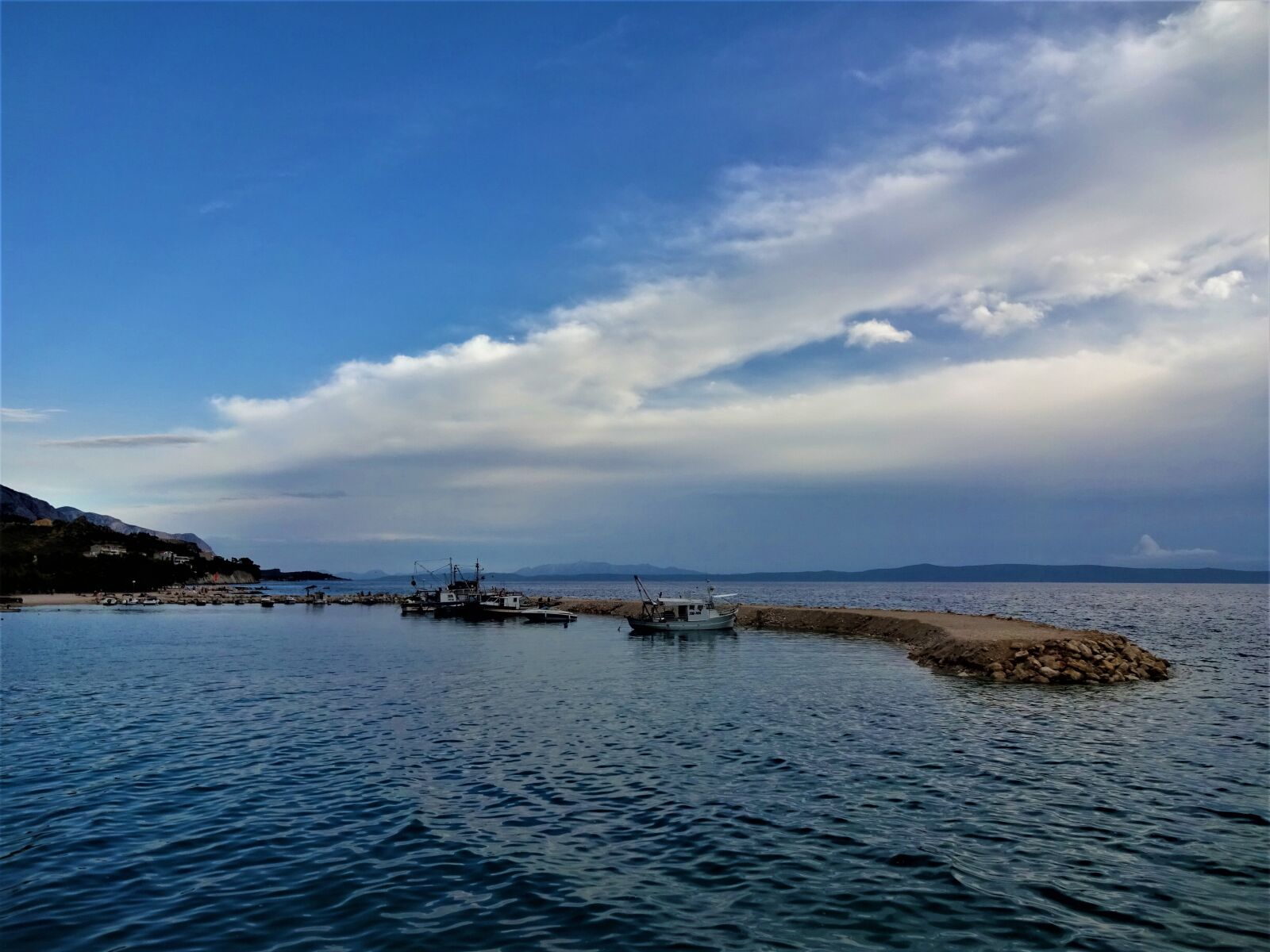 Sony Cyber-shot DSC-WX220 sample photo. Sea, allowed, croatia photography