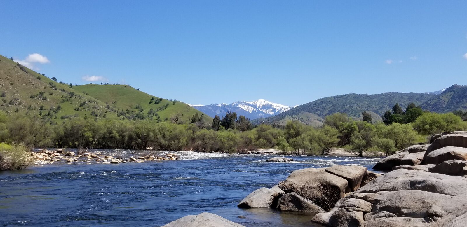 Samsung Galaxy S8+ sample photo. River, landscape, scenery photography