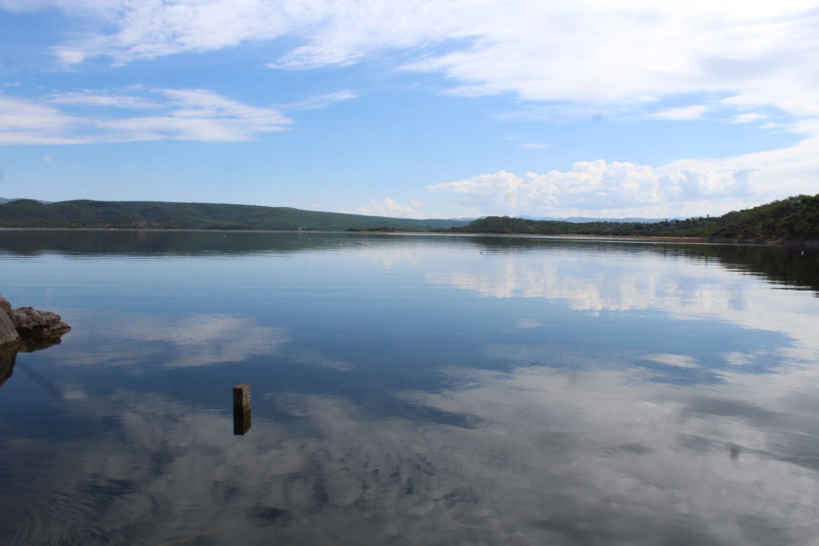 Canon EOS 1200D (EOS Rebel T5 / EOS Kiss X70 / EOS Hi) sample photo. Lake, landscape, nature photography