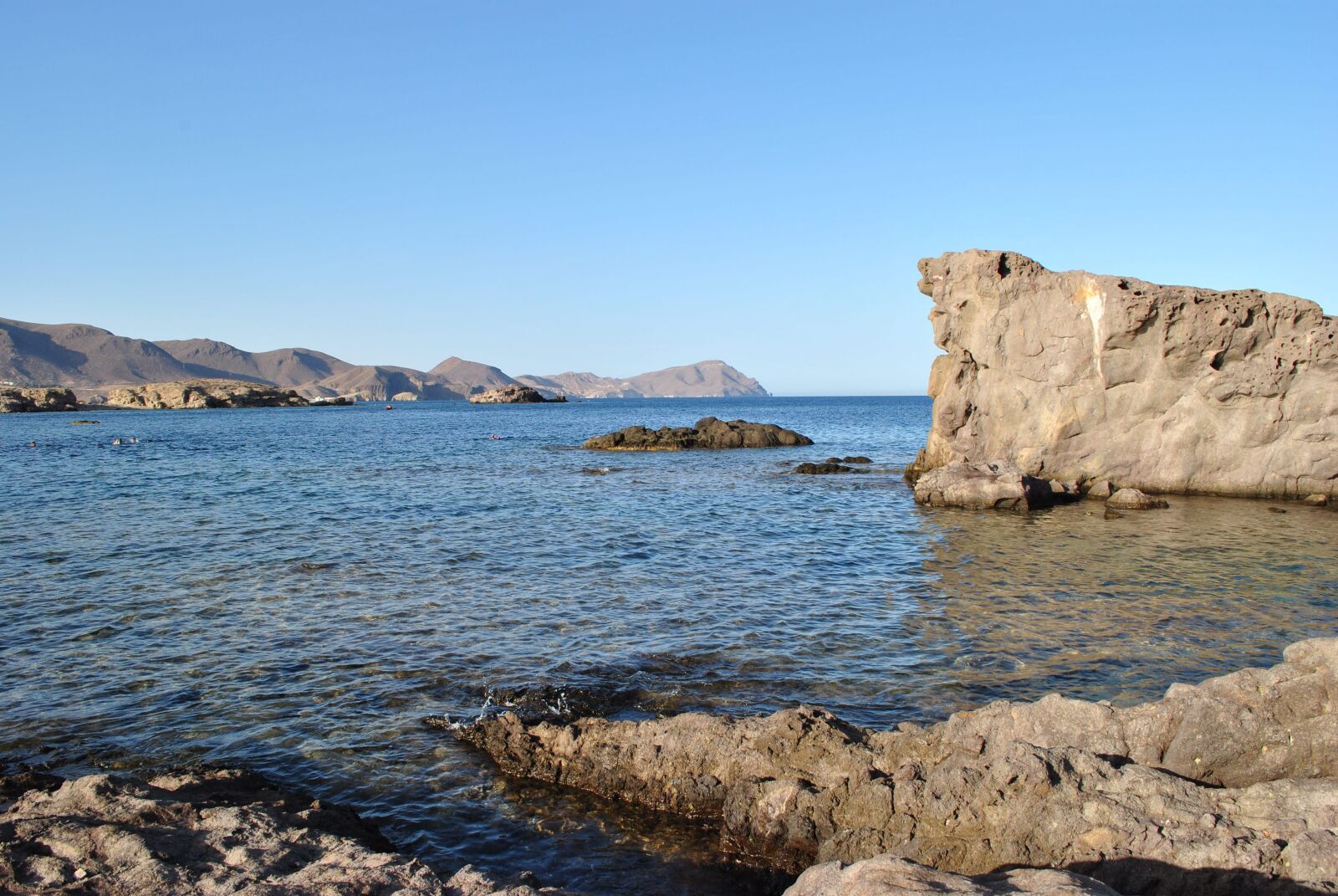 Nikon D3000 sample photo. Sea, cala, rocks photography