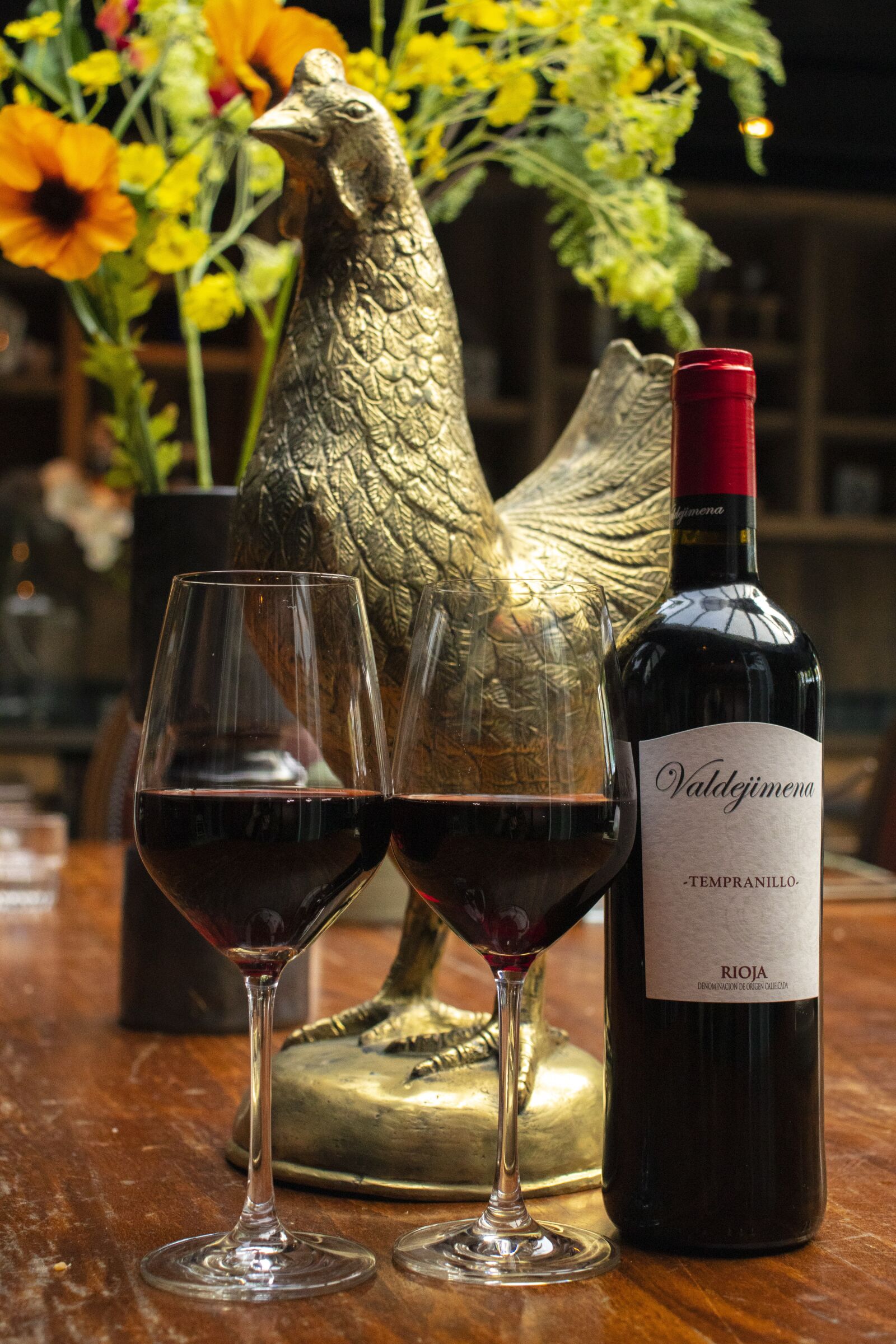Canon EOS 77D (EOS 9000D / EOS 770D) sample photo. High on wine, red photography