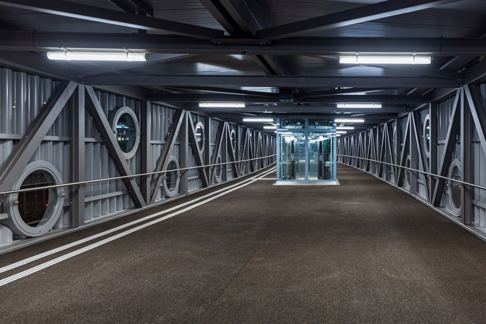 Canon EOS R sample photo. Passage, railway station, traffic photography