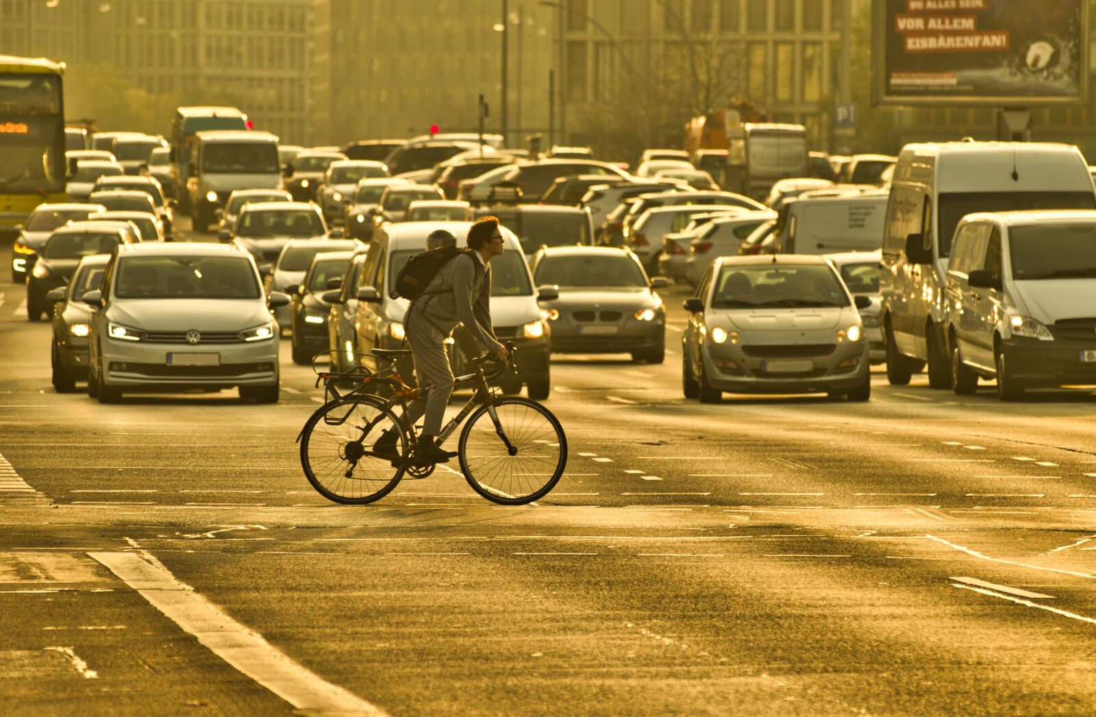 Pentax K-30 sample photo. Traffic, diesel, city photography