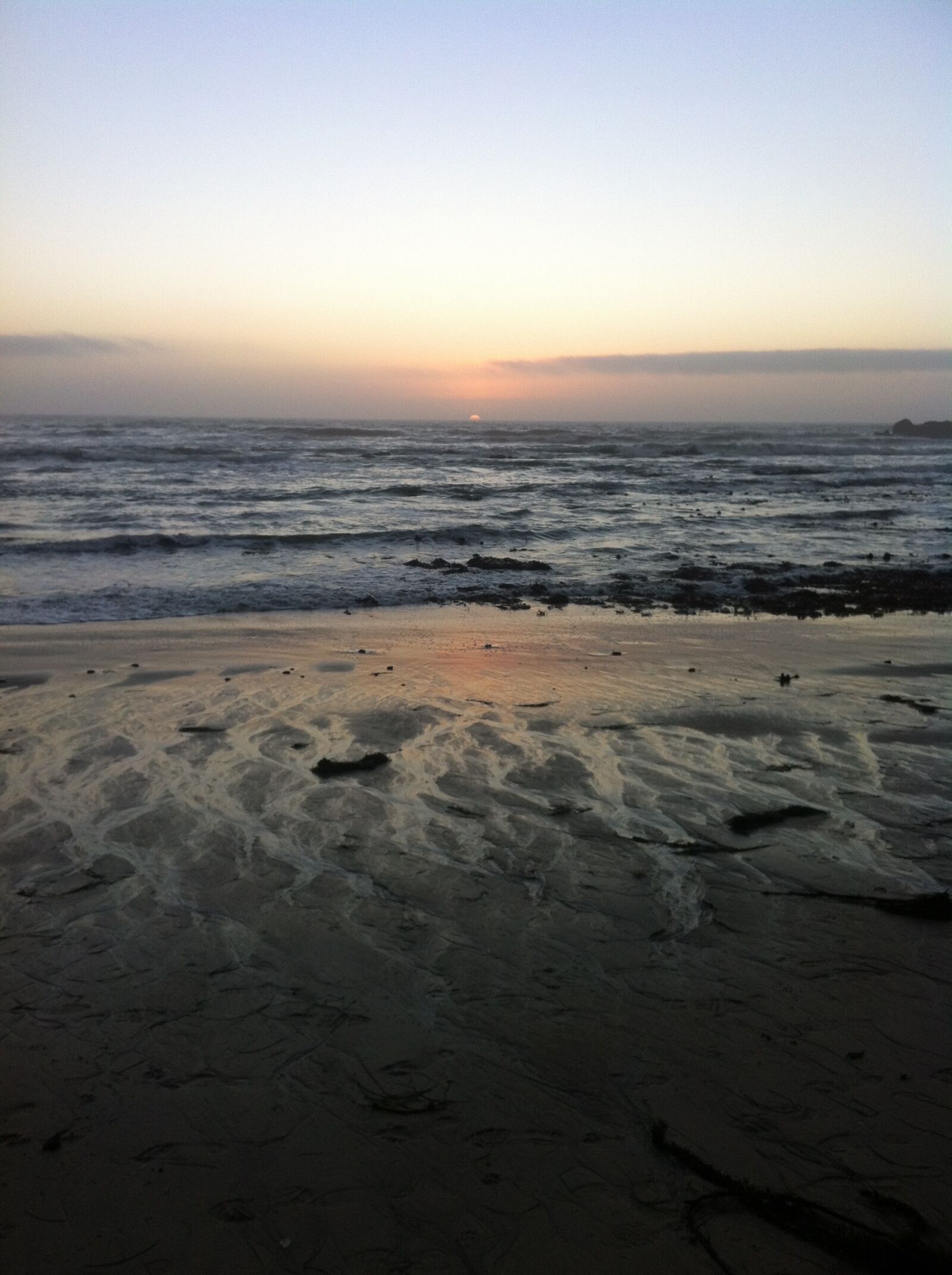 Apple iPhone 4 sample photo. Waters, beach, sunset photography
