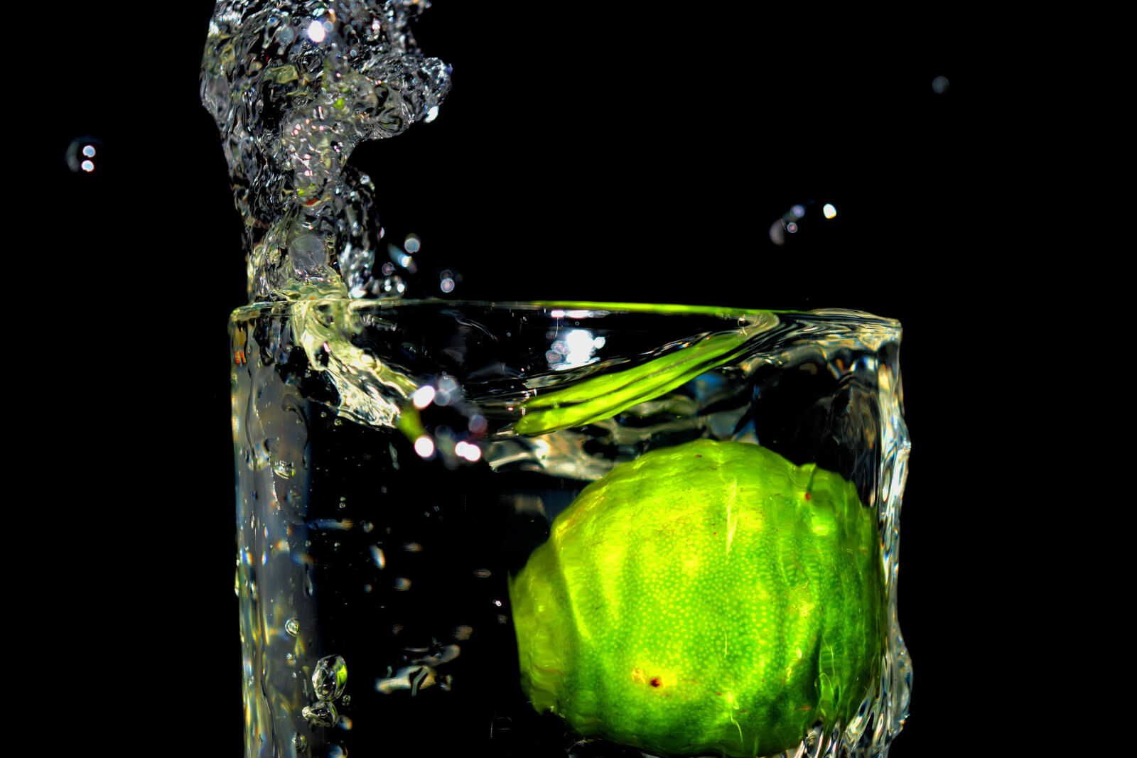 Nikon D3300 sample photo. Fresh, water, freshwater, splash photography
