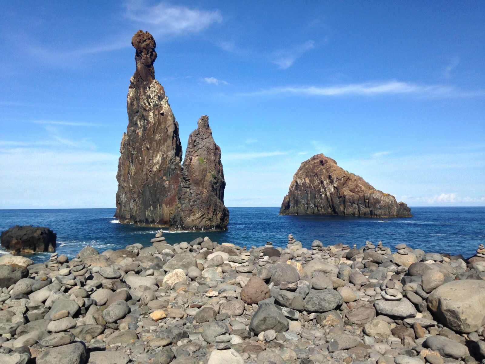 iPhone 5c back camera 4.12mm f/2.4 sample photo. Rock, cliff, mar photography