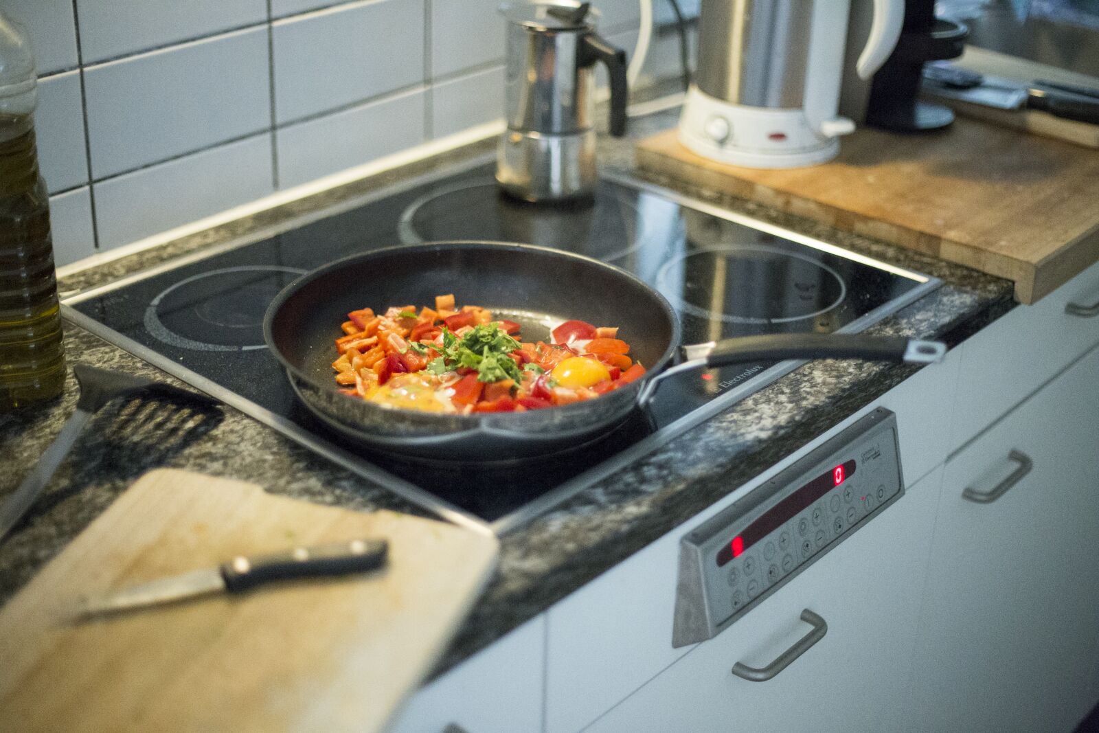 Canon EOS 6D + Canon EF 50mm F1.4 USM sample photo. Food, egg, kitchen, cooking photography