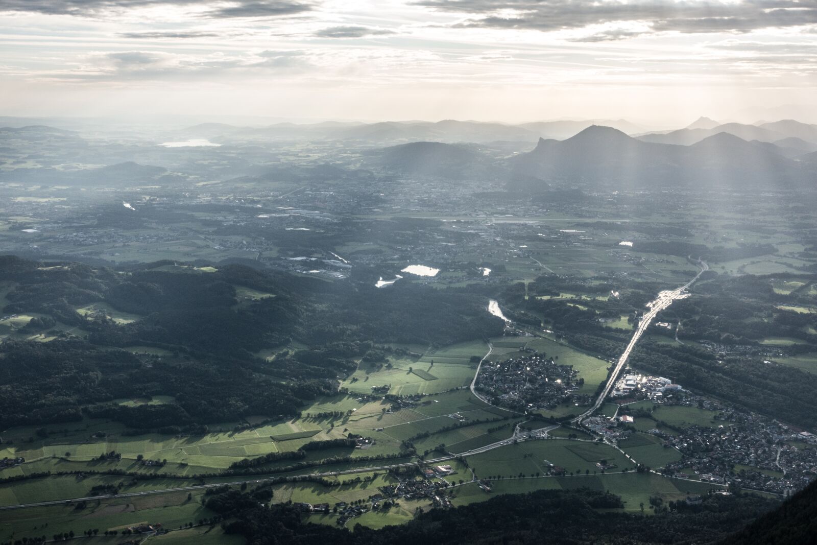 Sony Cyber-shot DSC-RX100 III sample photo. Salzburg, morning sun, mood photography