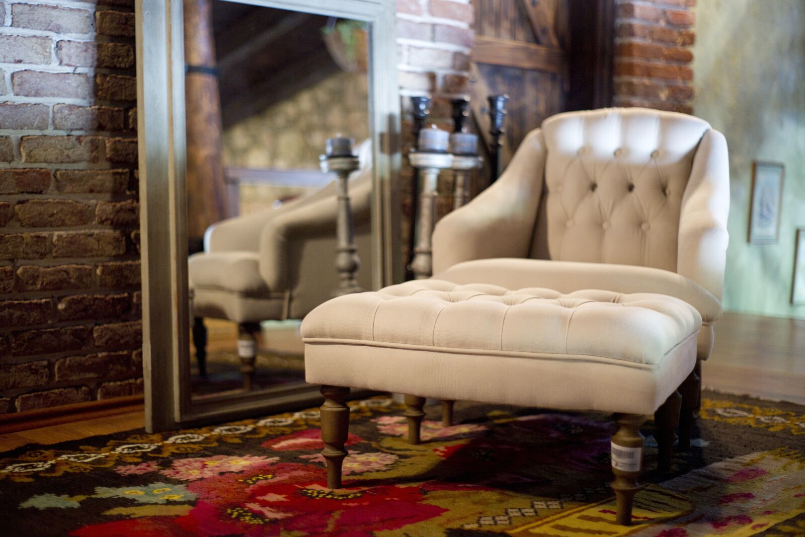 Sony Alpha DSLR-A850 sample photo. Armchair, furniture, carpet photography