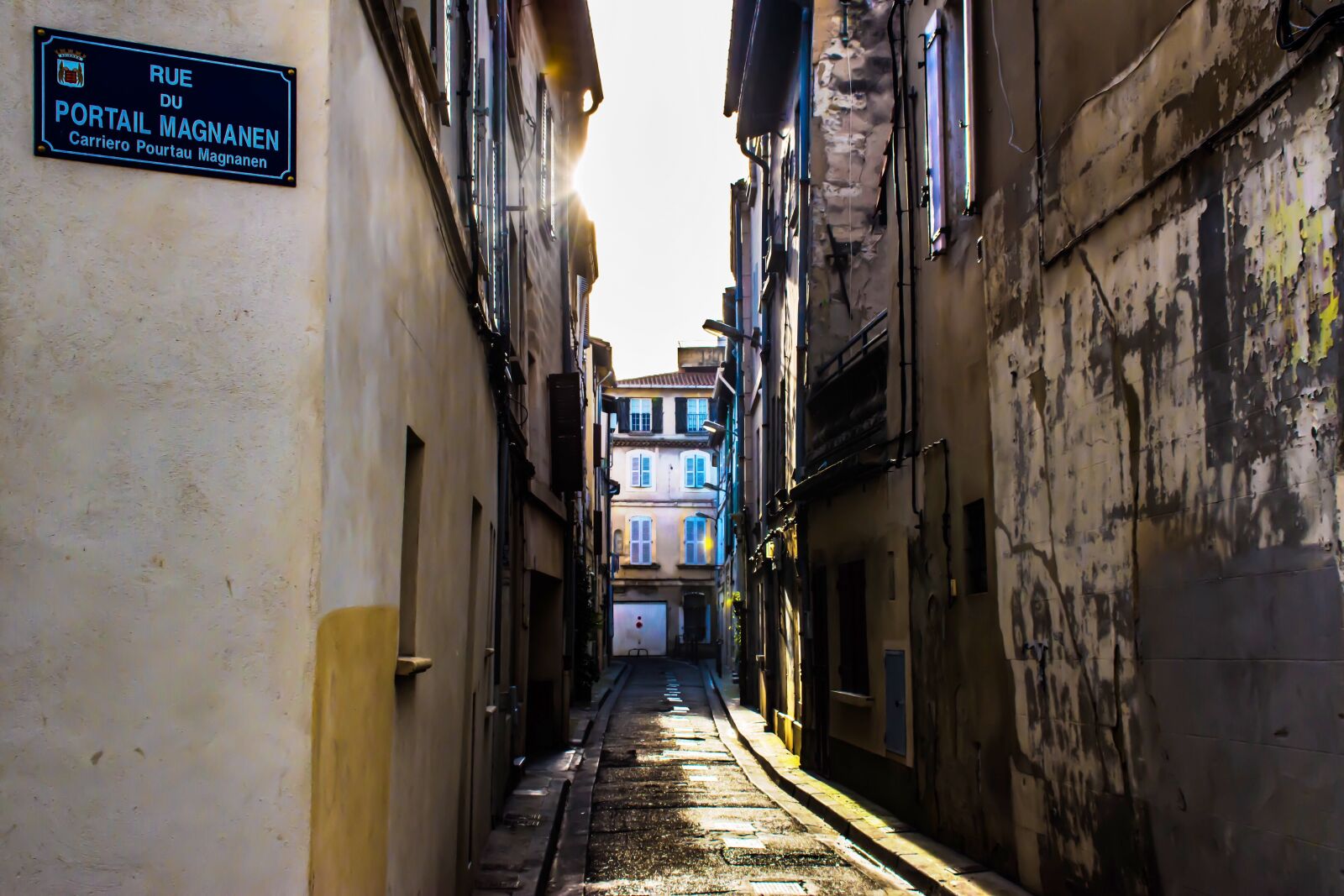 Nikon D5600 sample photo. Illuminated, alley, urban photography